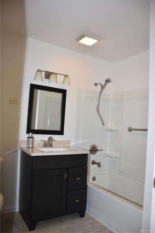 2472 Thornhill Drive, Troy, Ohio 45373