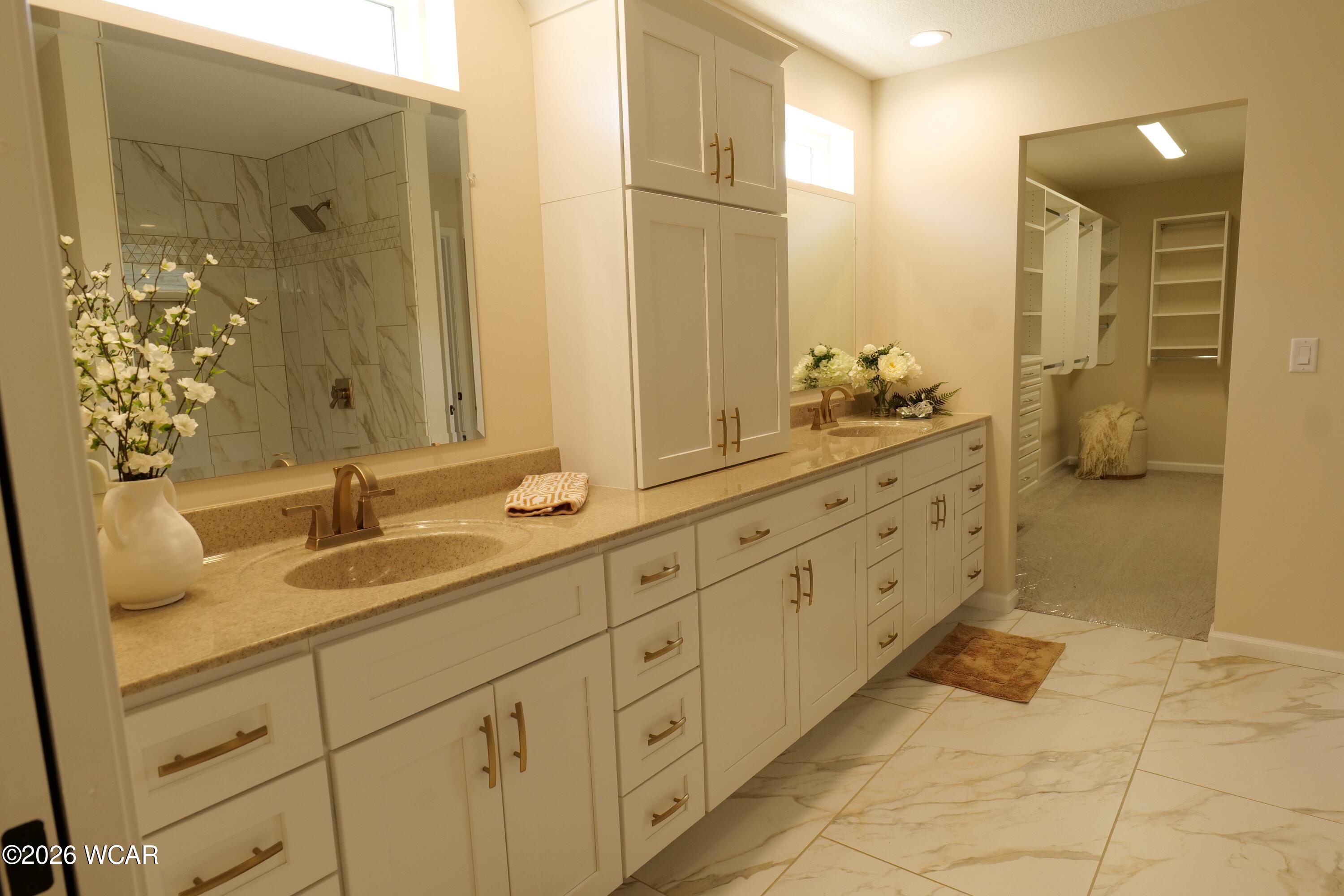 206 Eagles Point East Street, Lima, Ohio