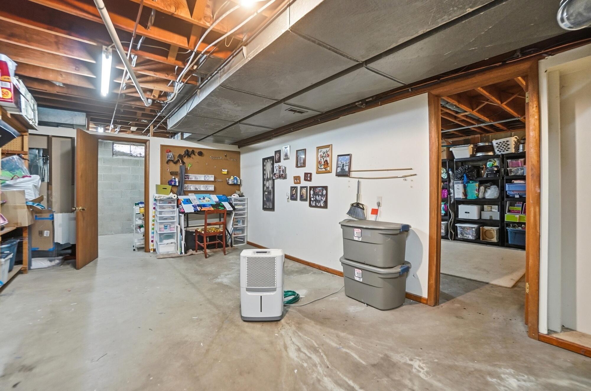 917 White Oak Drive, Springfield, Ohio 45504