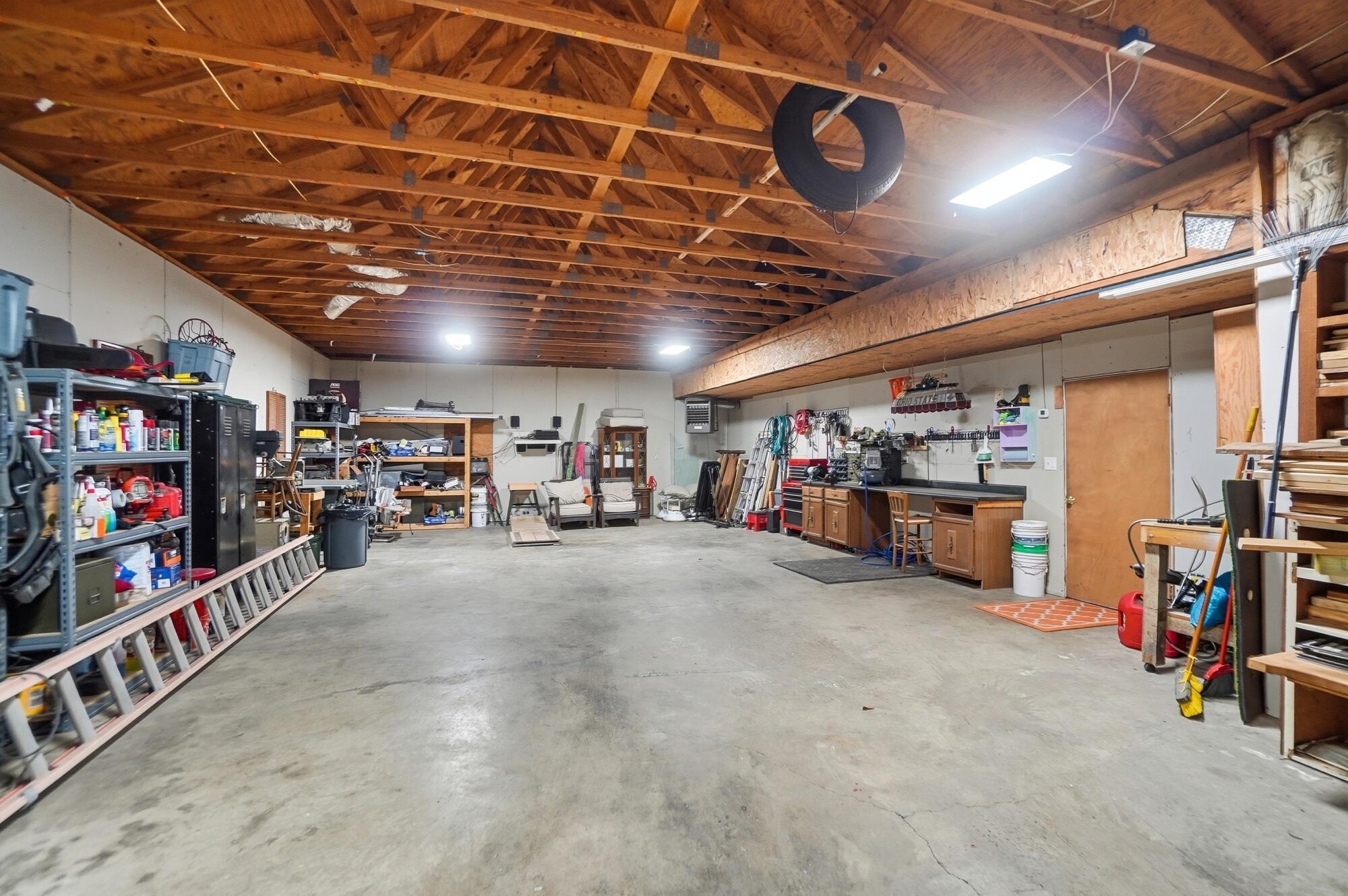 917 White Oak Drive, Springfield, Ohio 45504