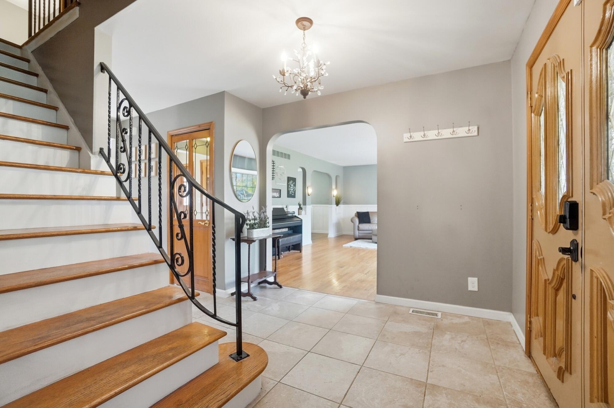 917 White Oak Drive, Springfield, Ohio 45504