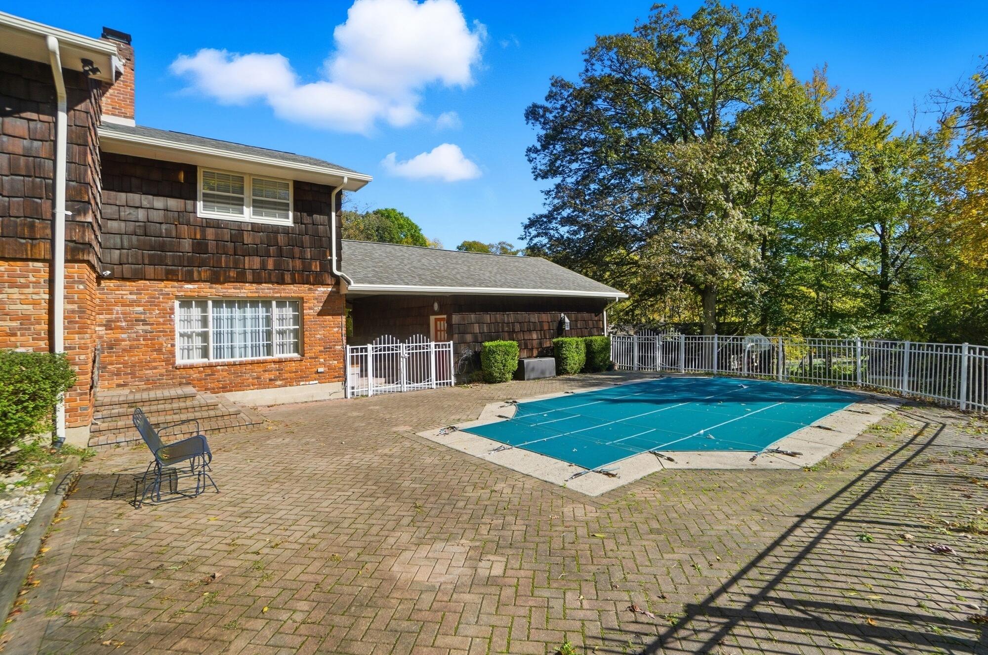 917 White Oak Drive, Springfield, Ohio 45504