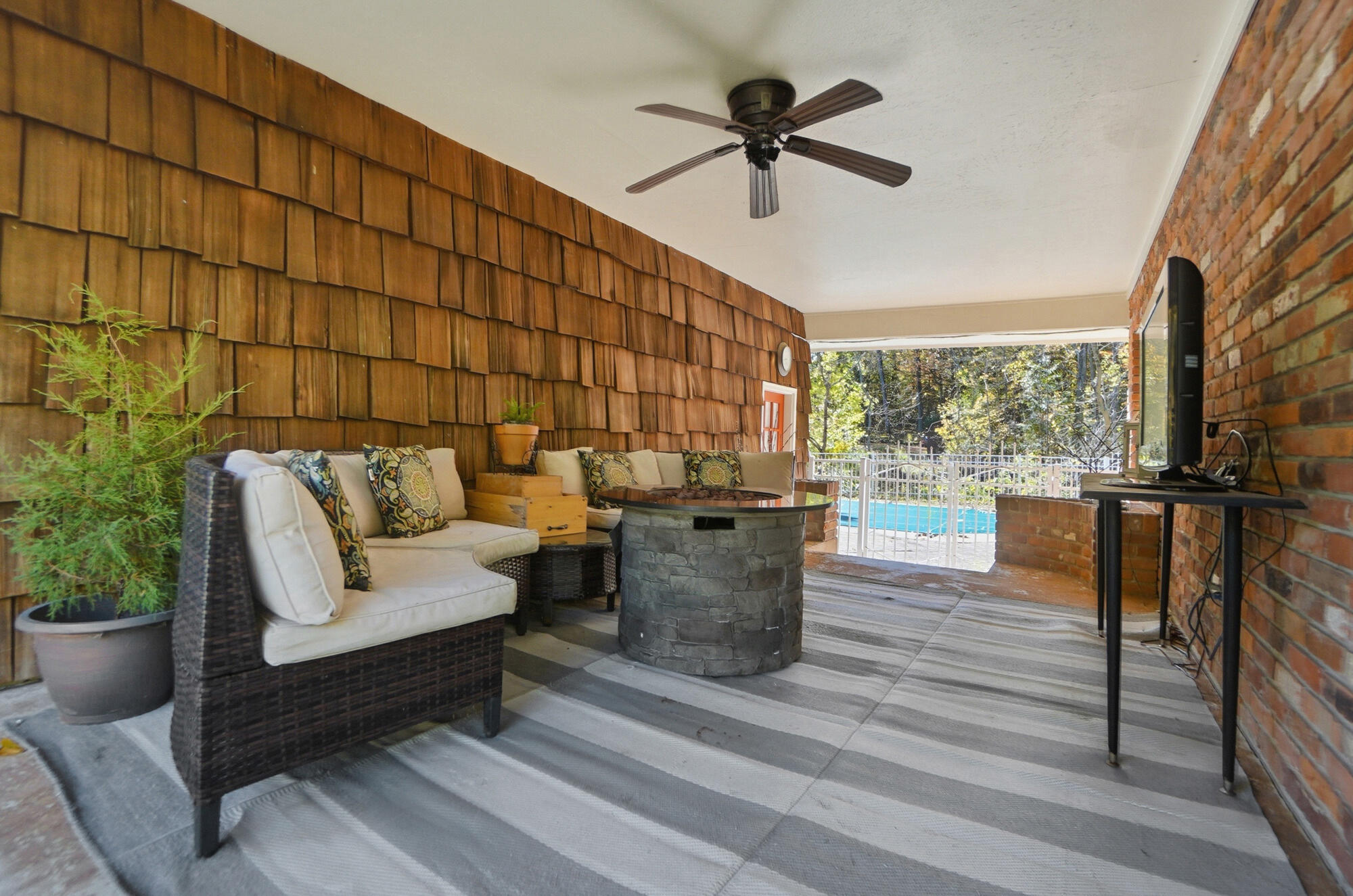 917 White Oak Drive, Springfield, Ohio 45504