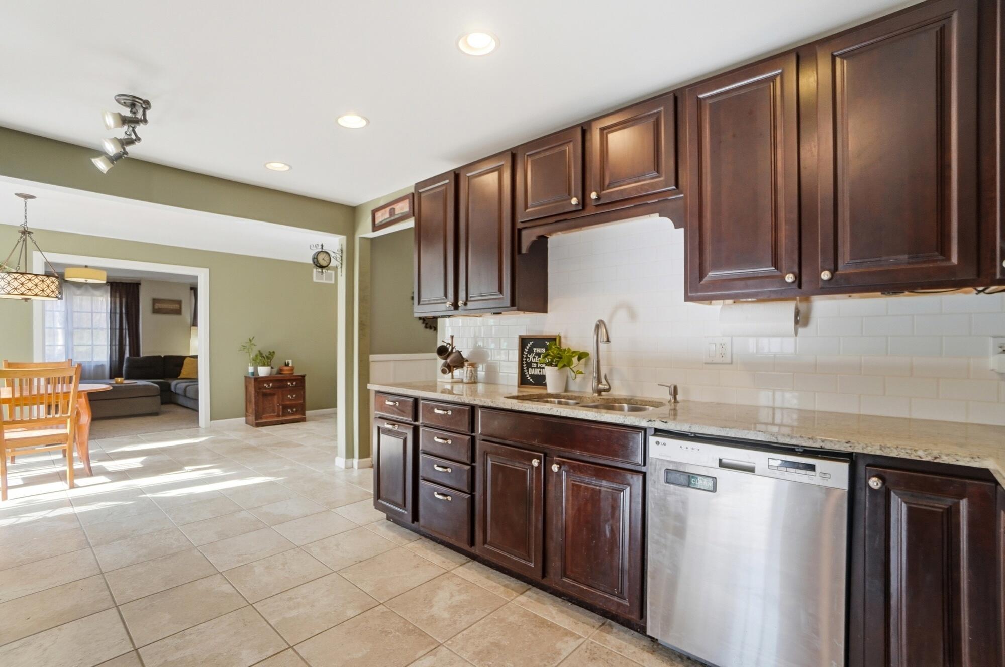 917 White Oak Drive, Springfield, Ohio 45504