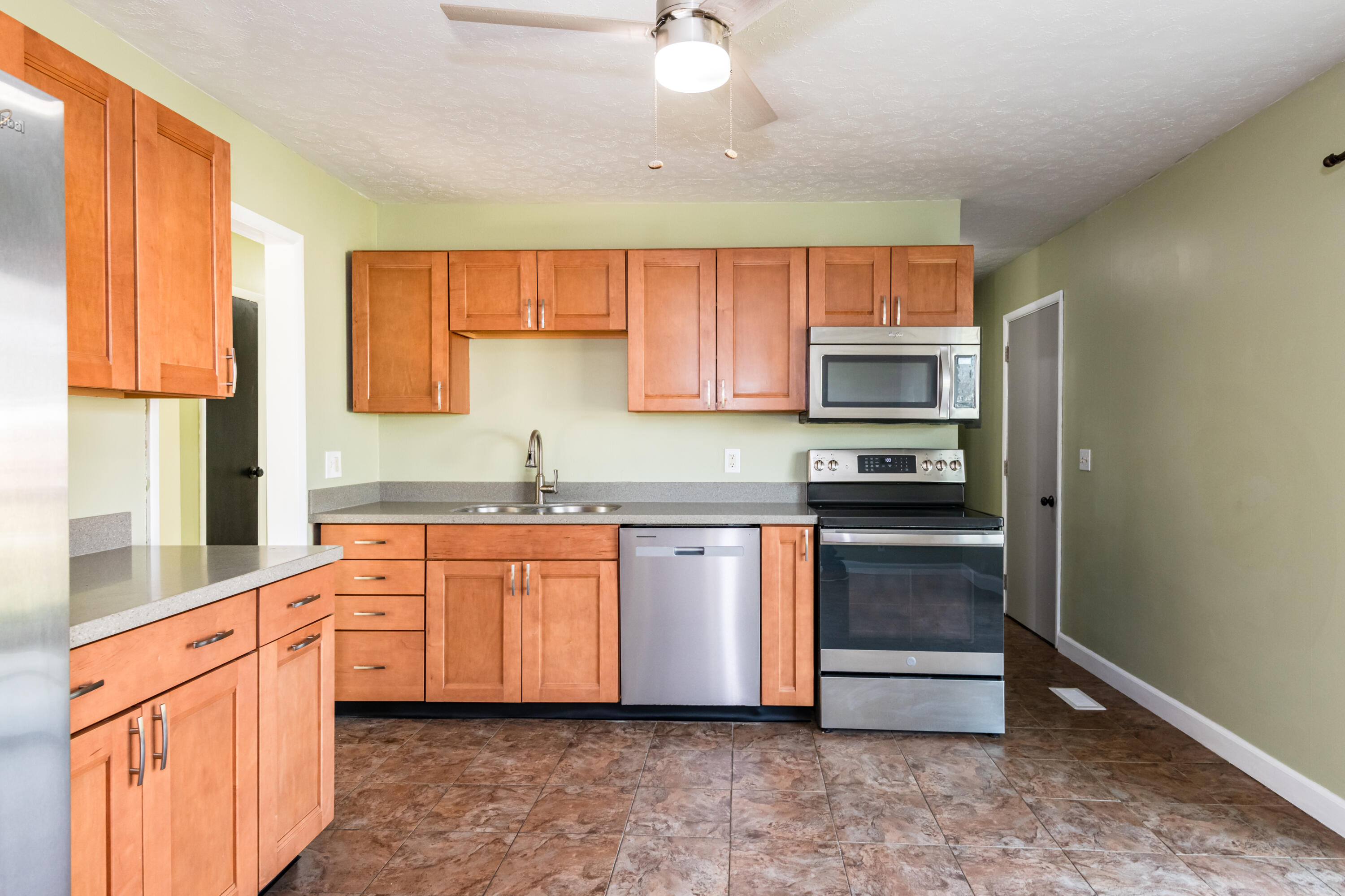 1948 Falmouth Avenue, Springfield, Ohio 45503