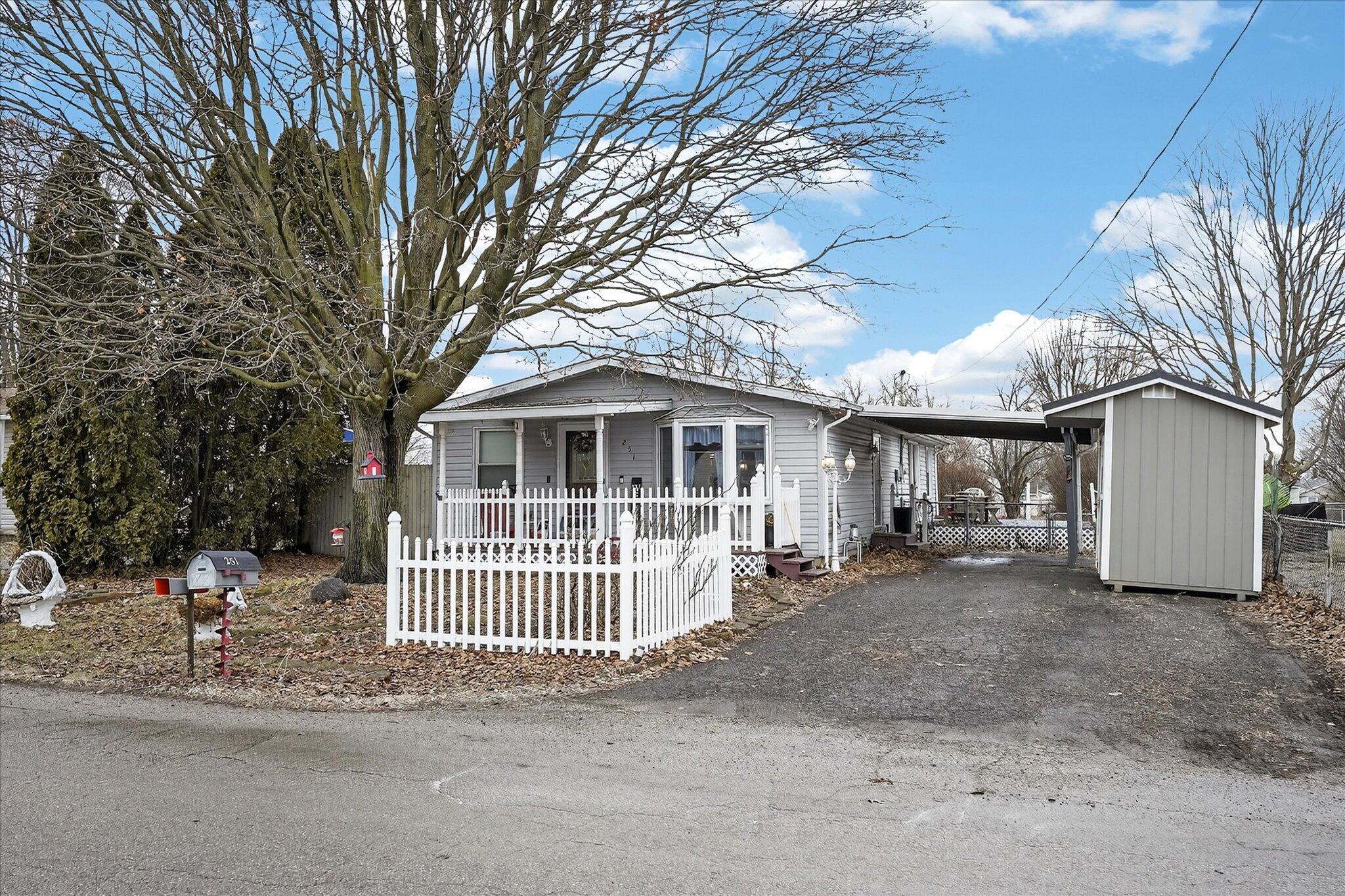 251 1st Street, London, Ohio 43140