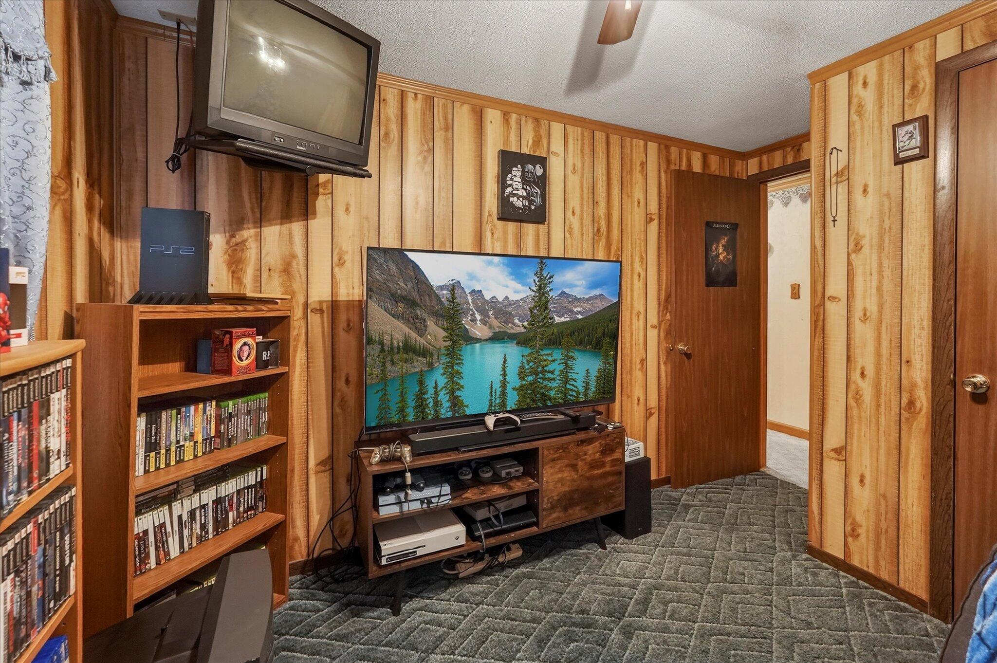 251 1st Street, London, Ohio 43140