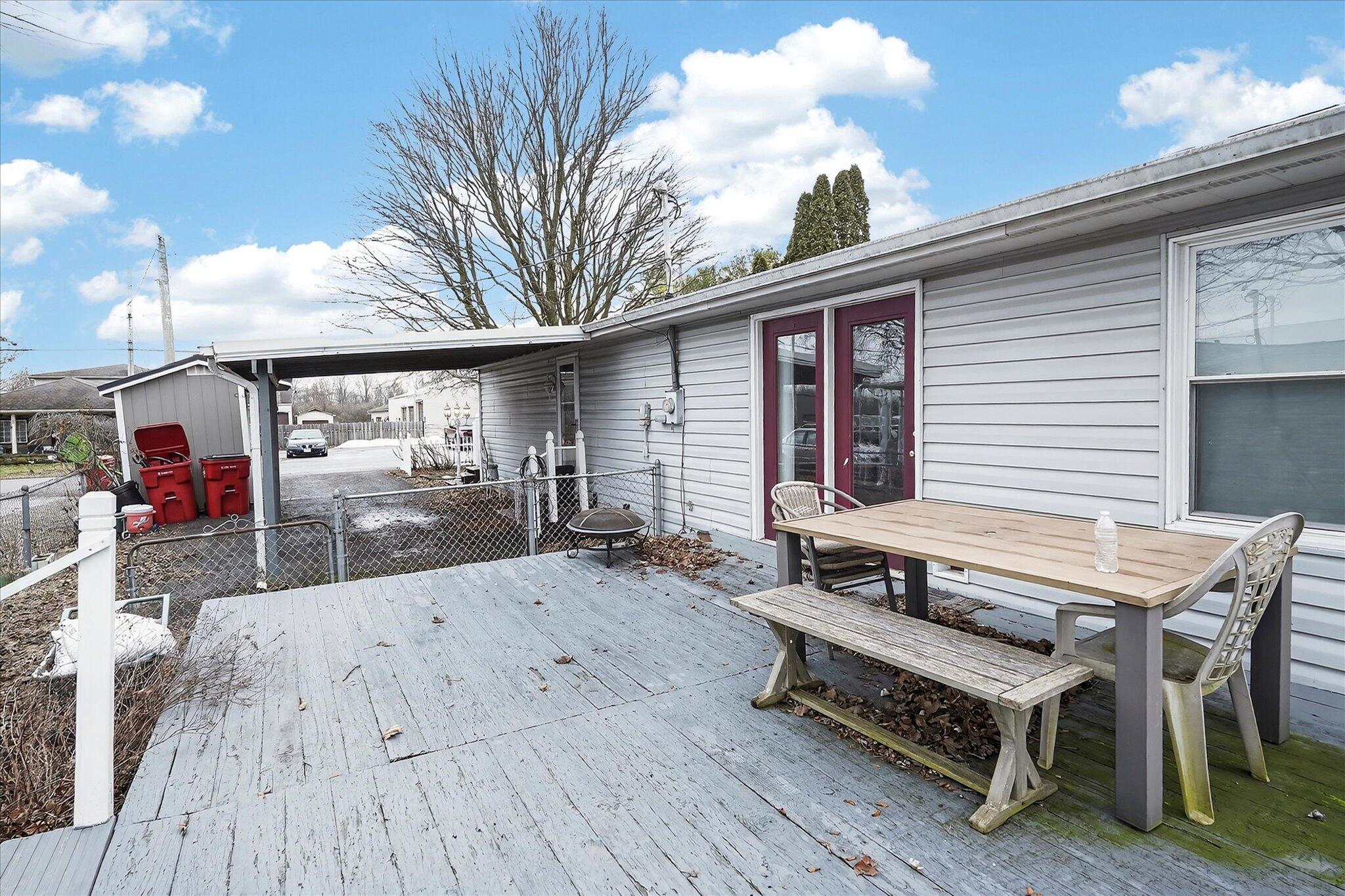 251 1st Street, London, Ohio 43140