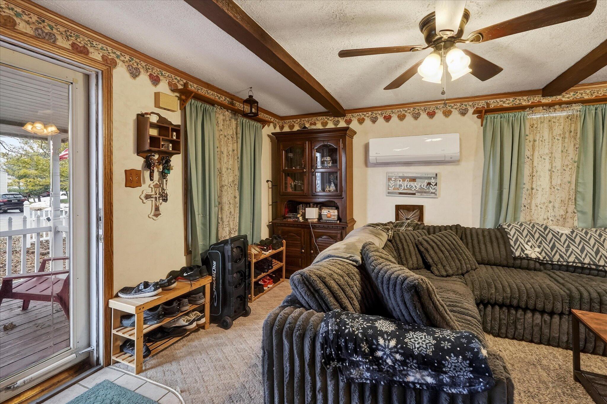 251 1st Street, London, Ohio 43140