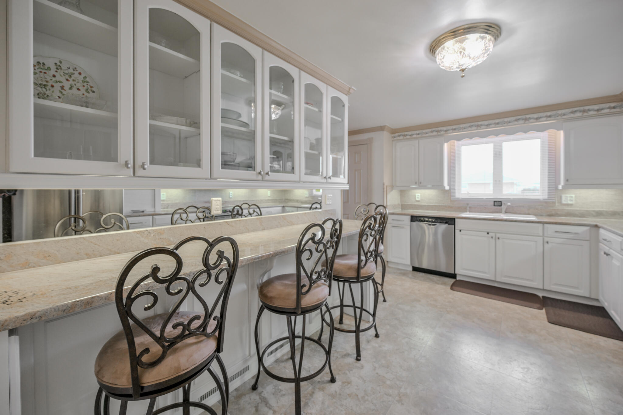 1521 Erika Drive, Springfield, Ohio 45503