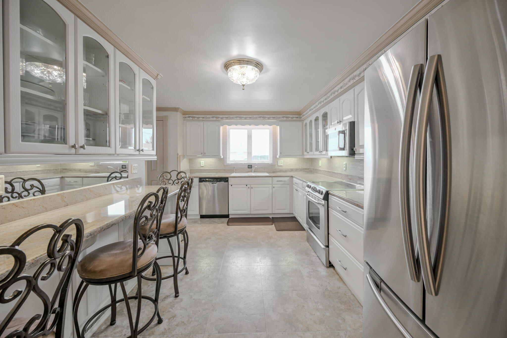 1521 Erika Drive, Springfield, Ohio 45503