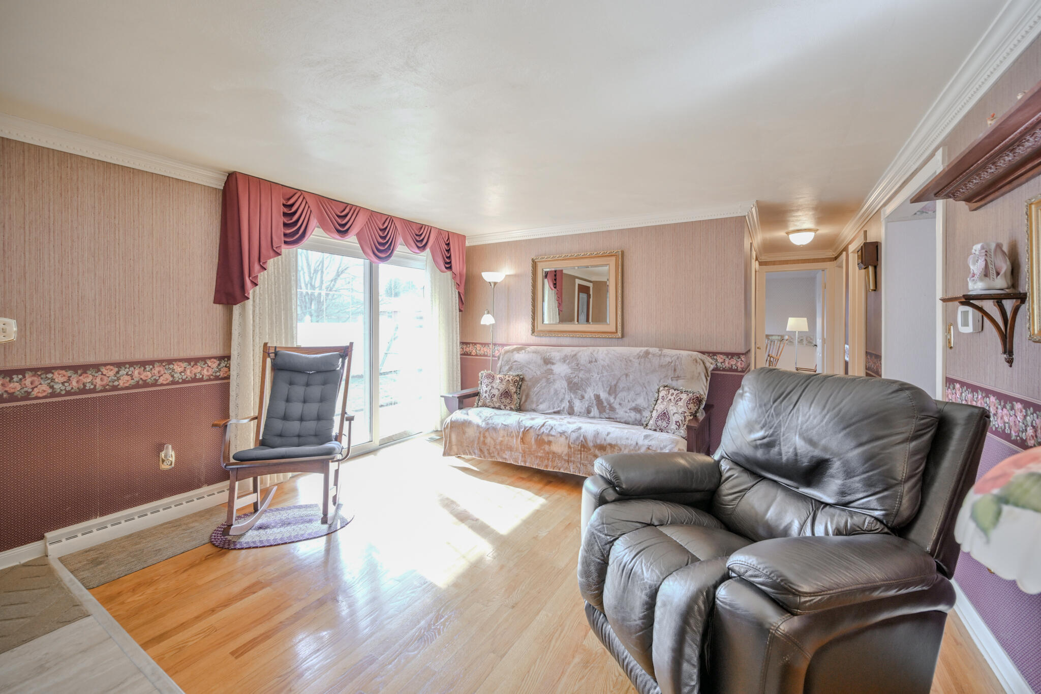 1521 Erika Drive, Springfield, Ohio 45503