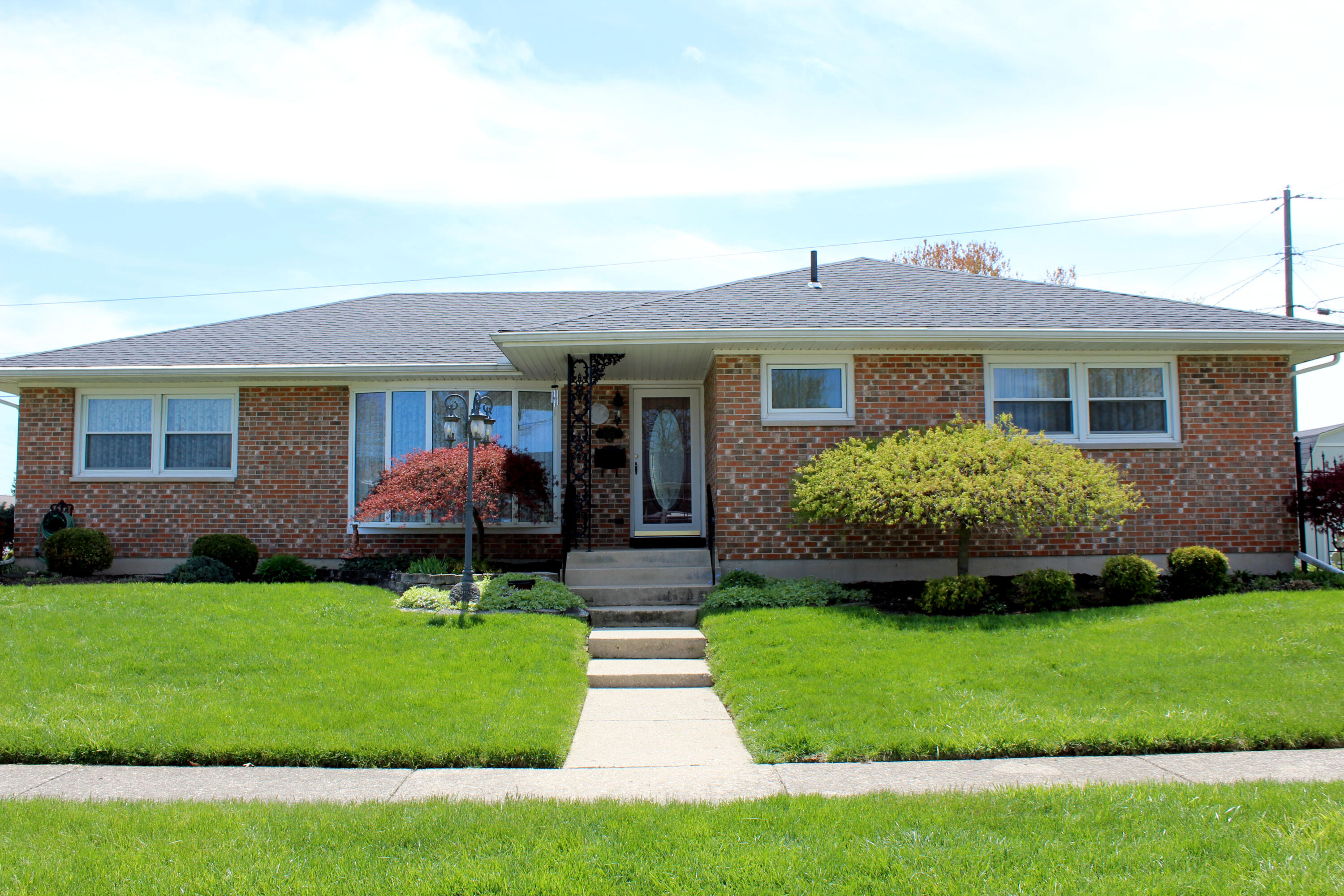 1521 Erika Drive, Springfield, Ohio 45503