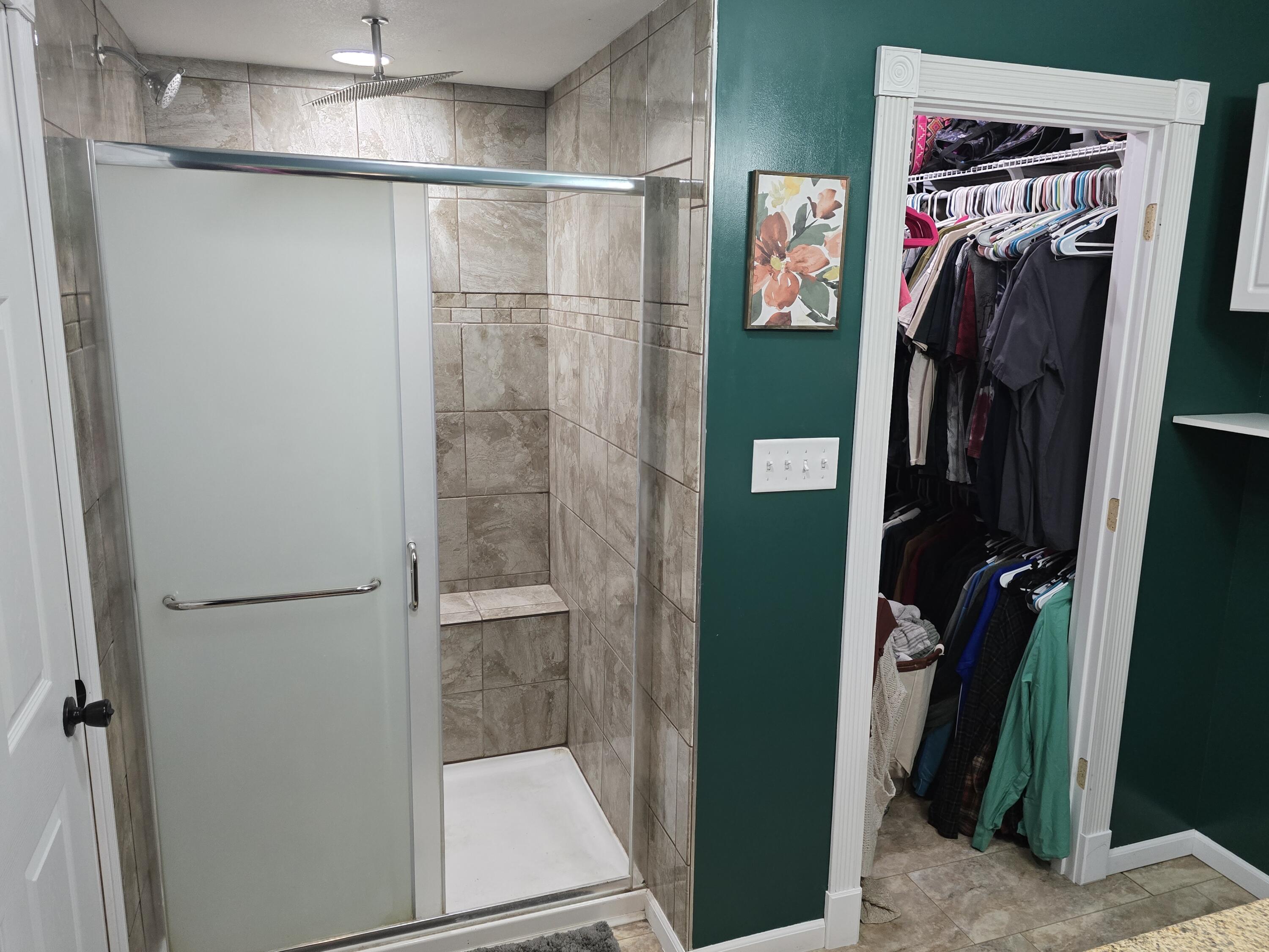 211 Wapakoneta Street, Waynesfield, Ohio 45896