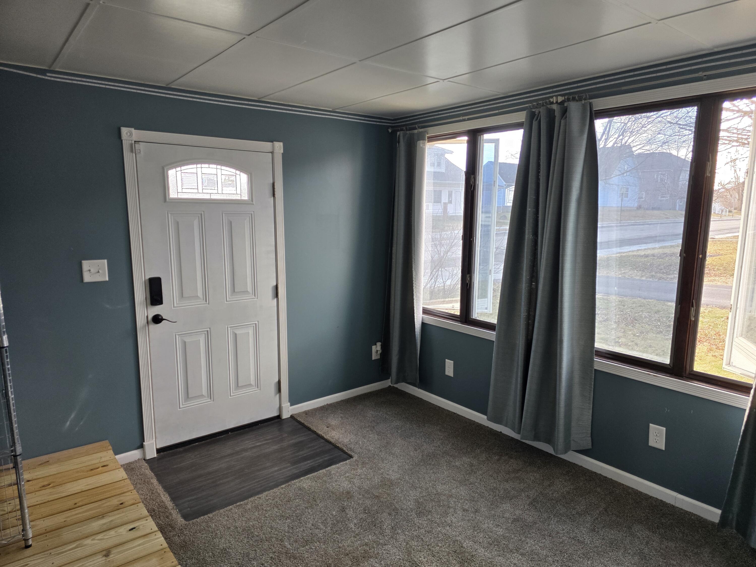 211 Wapakoneta Street, Waynesfield, Ohio 45896