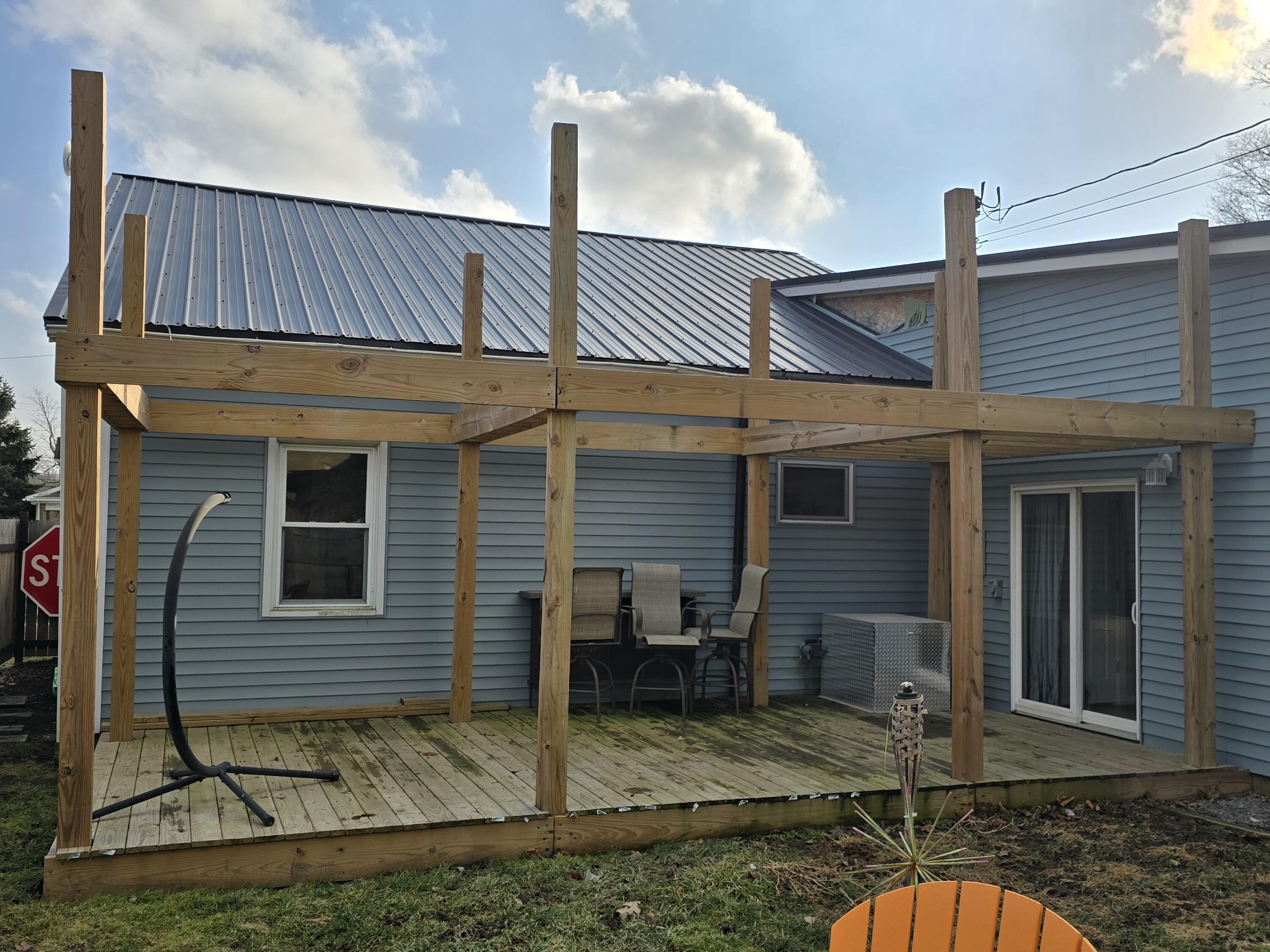 211 Wapakoneta Street, Waynesfield, Ohio 45896