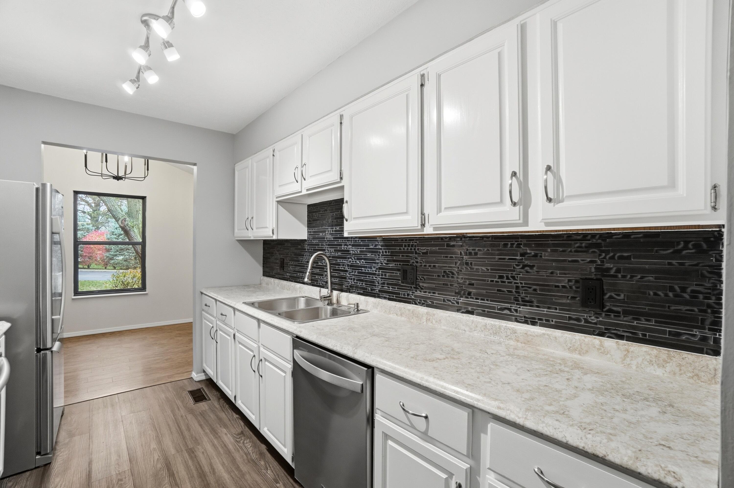 630 Hidden Valley Court, Fairborn, Ohio 45324