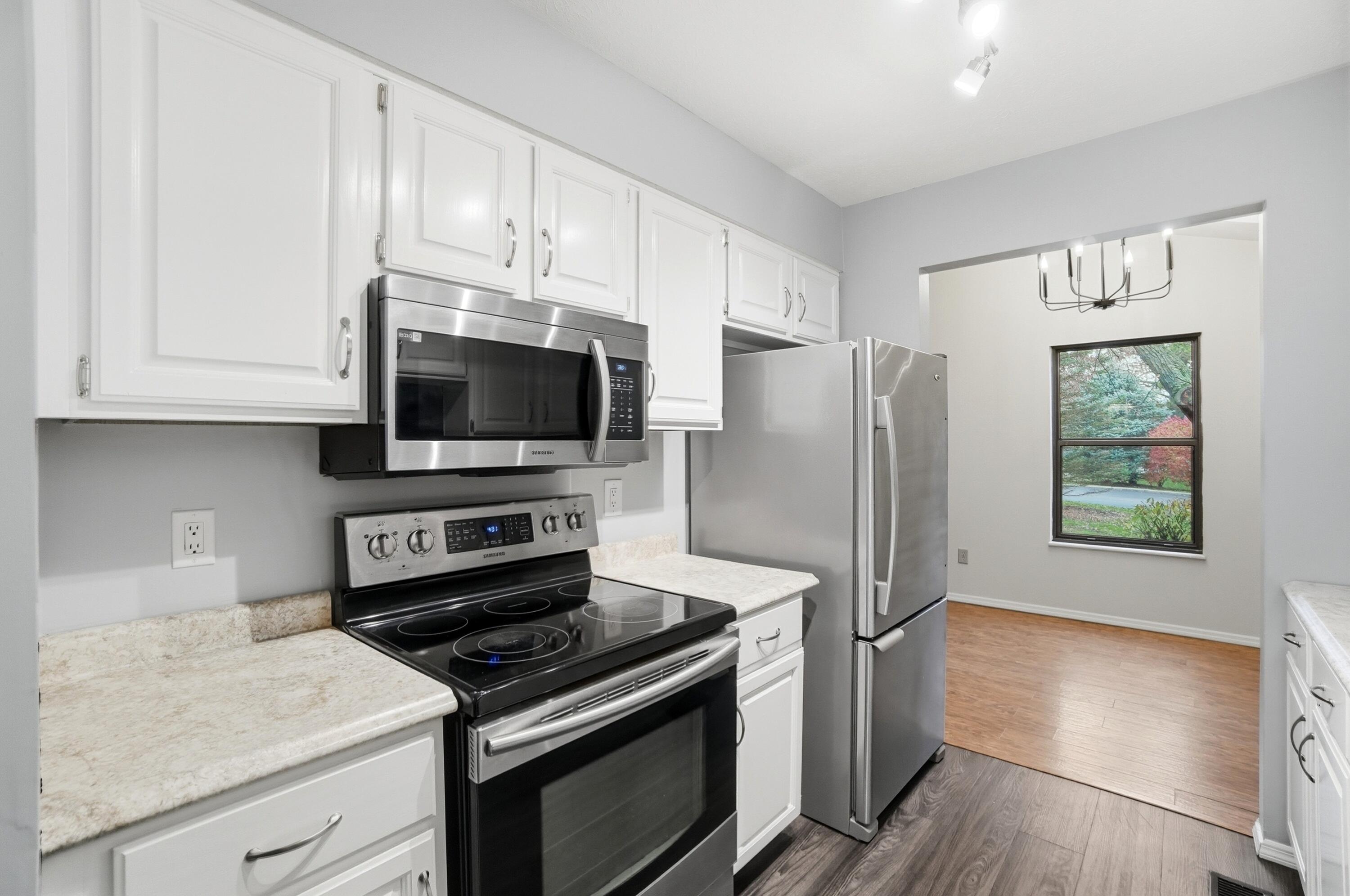 630 Hidden Valley Court, Fairborn, Ohio 45324