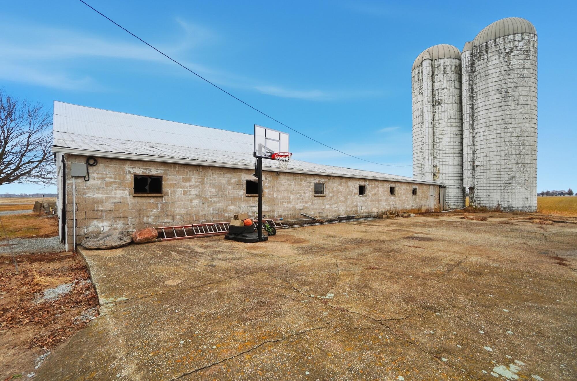 5180 Fenner Road, Troy, Ohio 45373