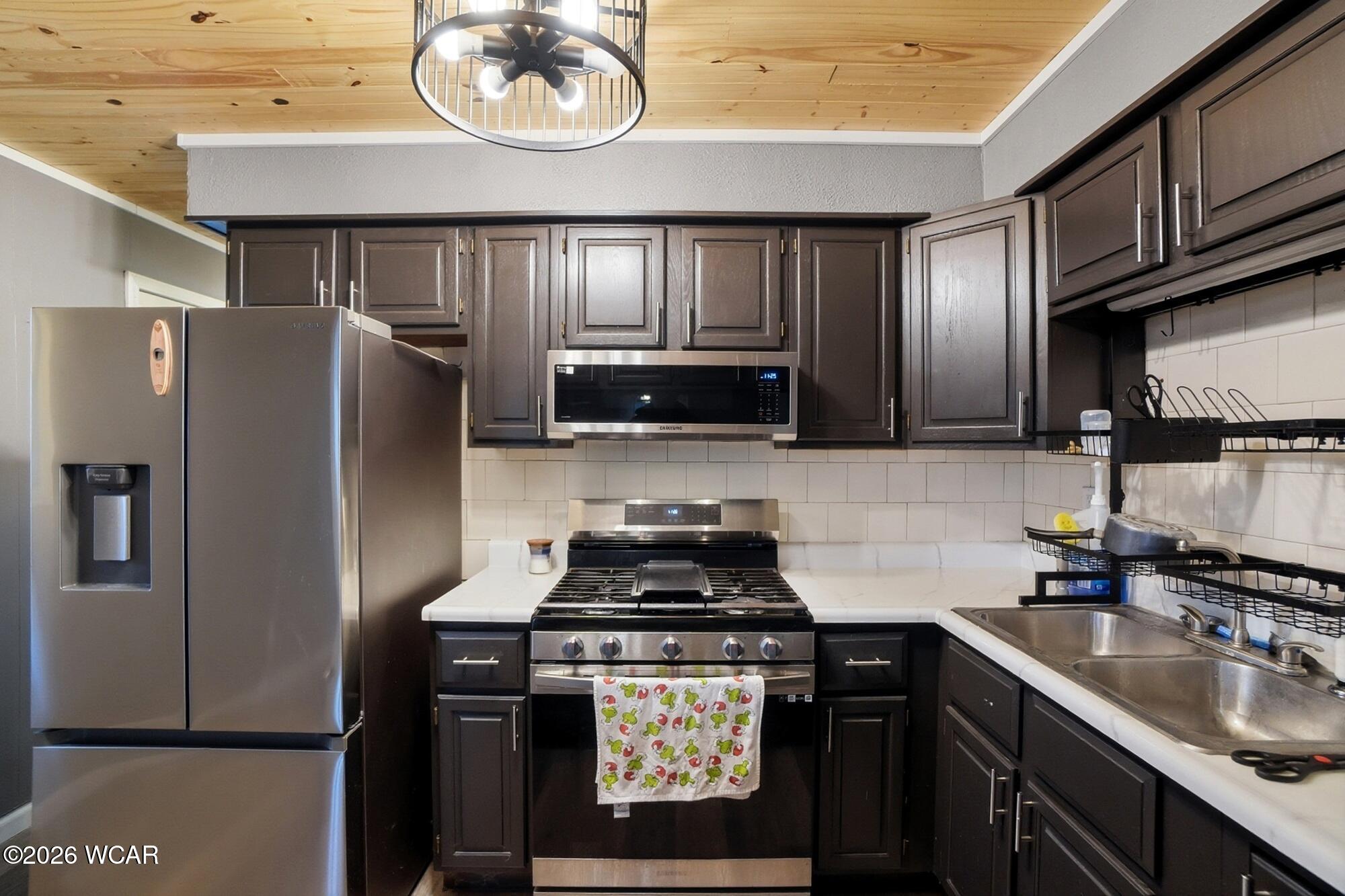 3 Poulston PL Place, Lima, Ohio