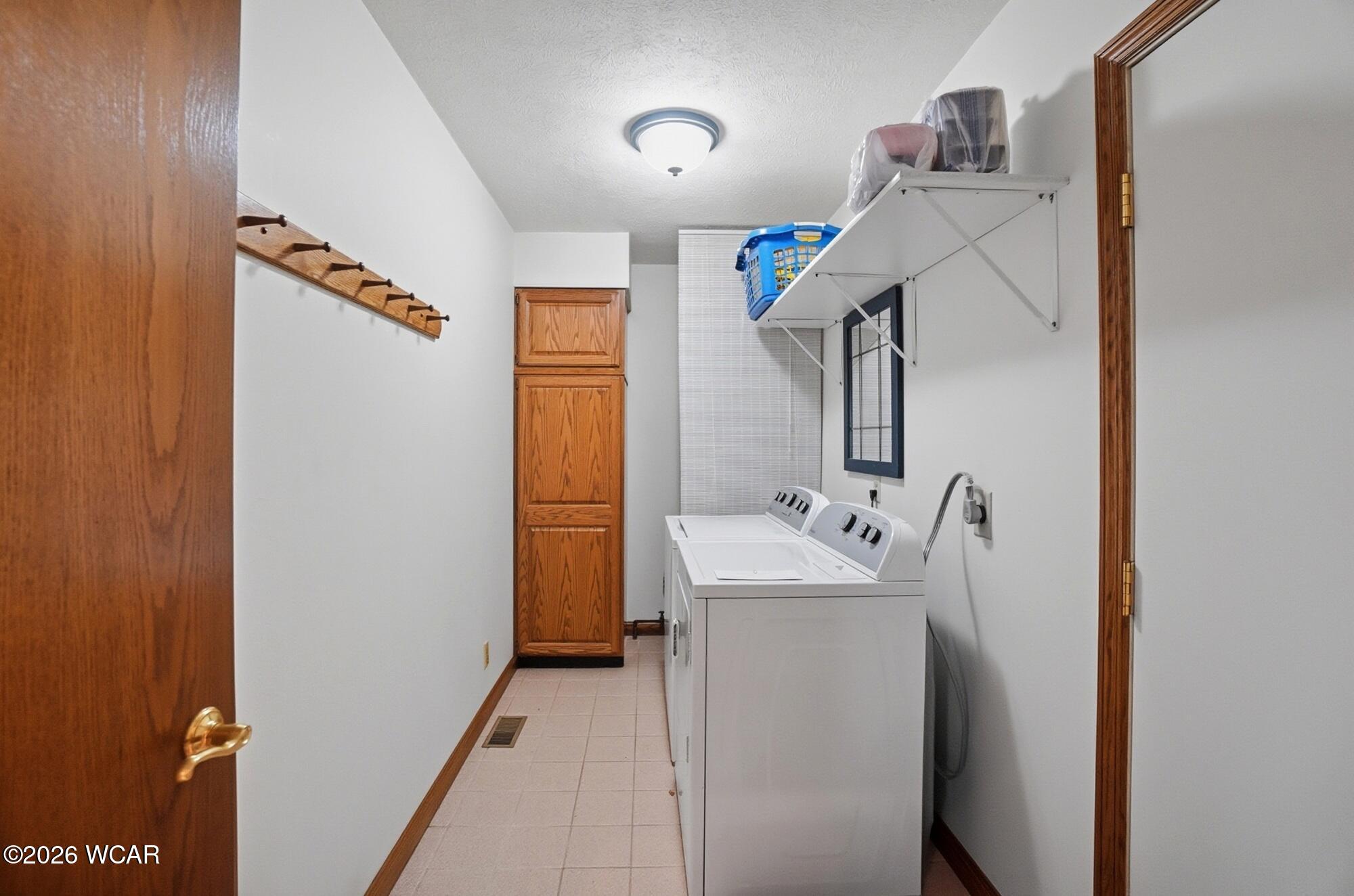 5643 Clover Ridge Drive, Elida, Ohio