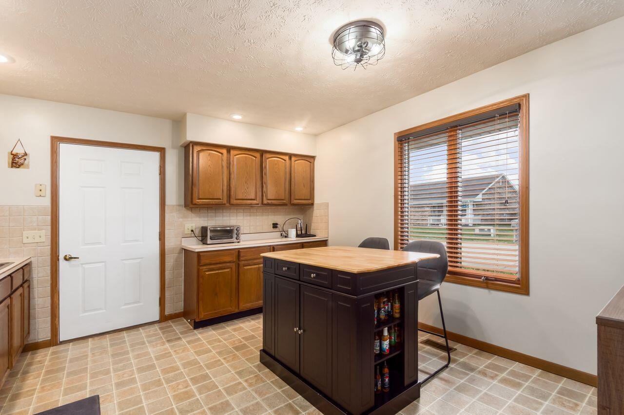 363 Harrington Drive, London, Ohio 43140