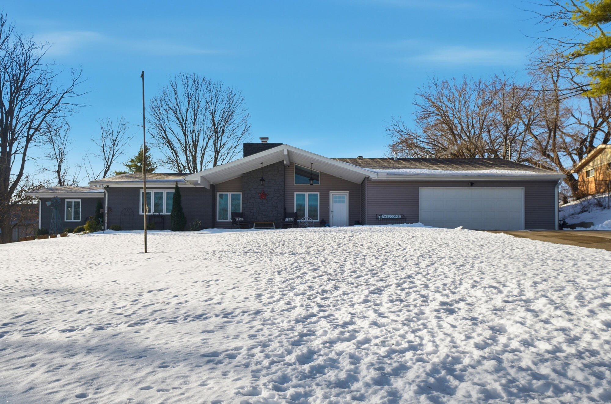 2805 Cottonwood Drive, Springfield, Ohio 45504