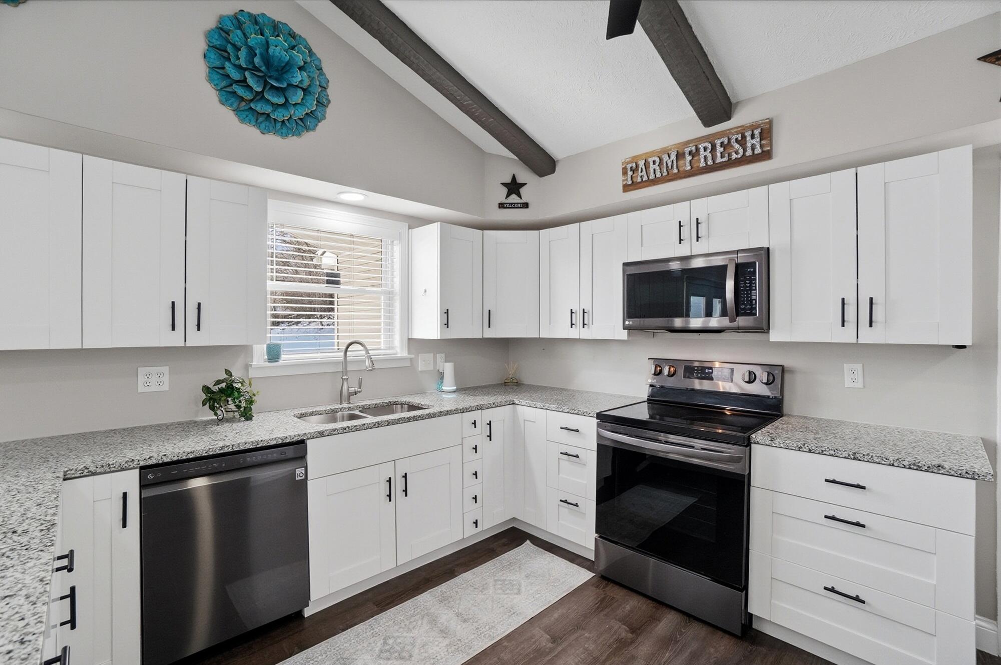 2805 Cottonwood Drive, Springfield, Ohio 45504