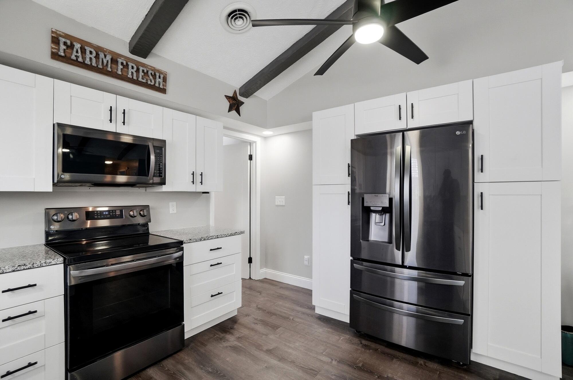 2805 Cottonwood Drive, Springfield, Ohio 45504