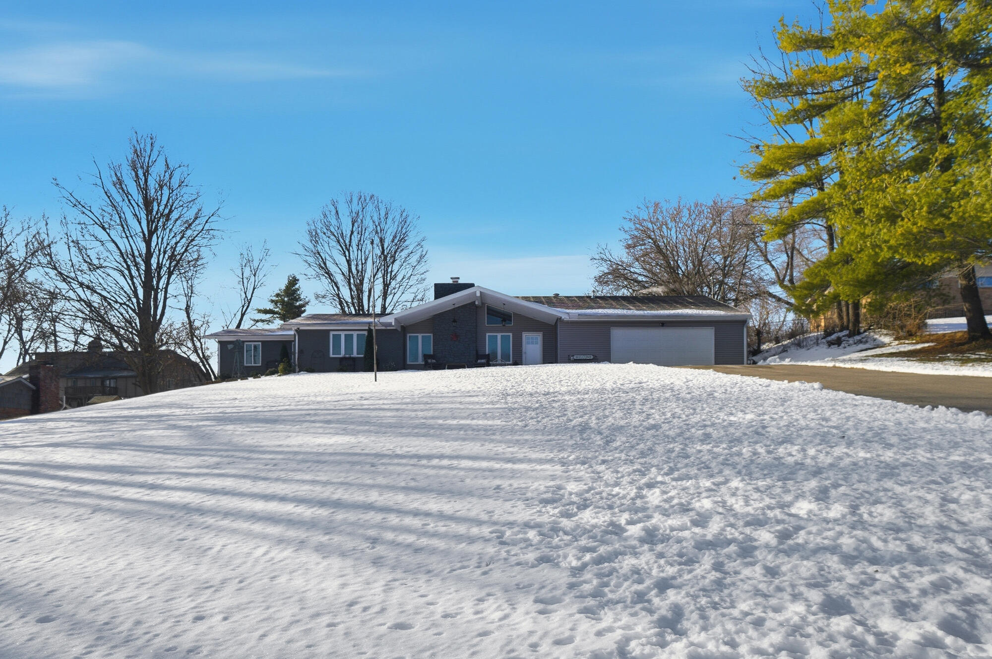 2805 Cottonwood Drive, Springfield, Ohio 45504