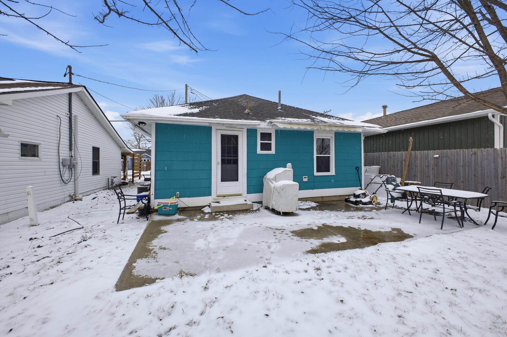 9596 Orchard Drive, Lakeview, Ohio 43331