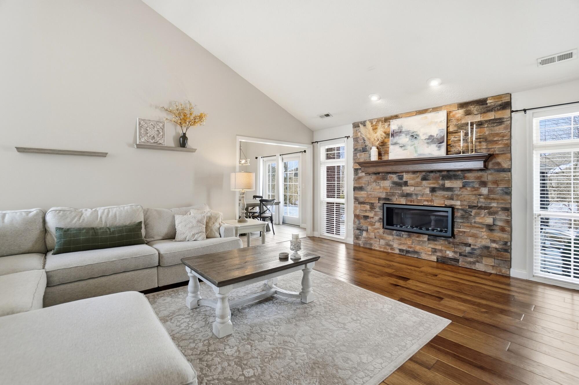 986 Brookwood Drive, Troy, Ohio 45373