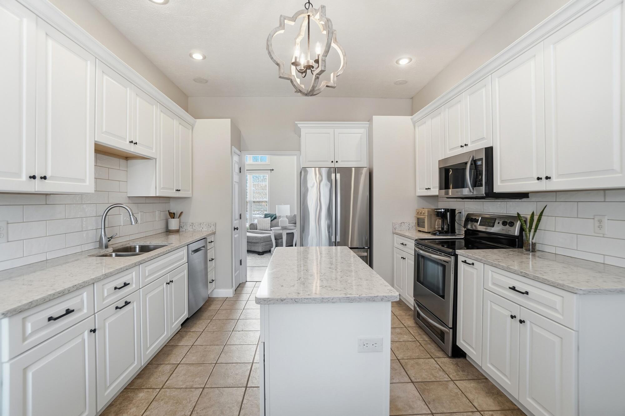 986 Brookwood Drive, Troy, Ohio 45373