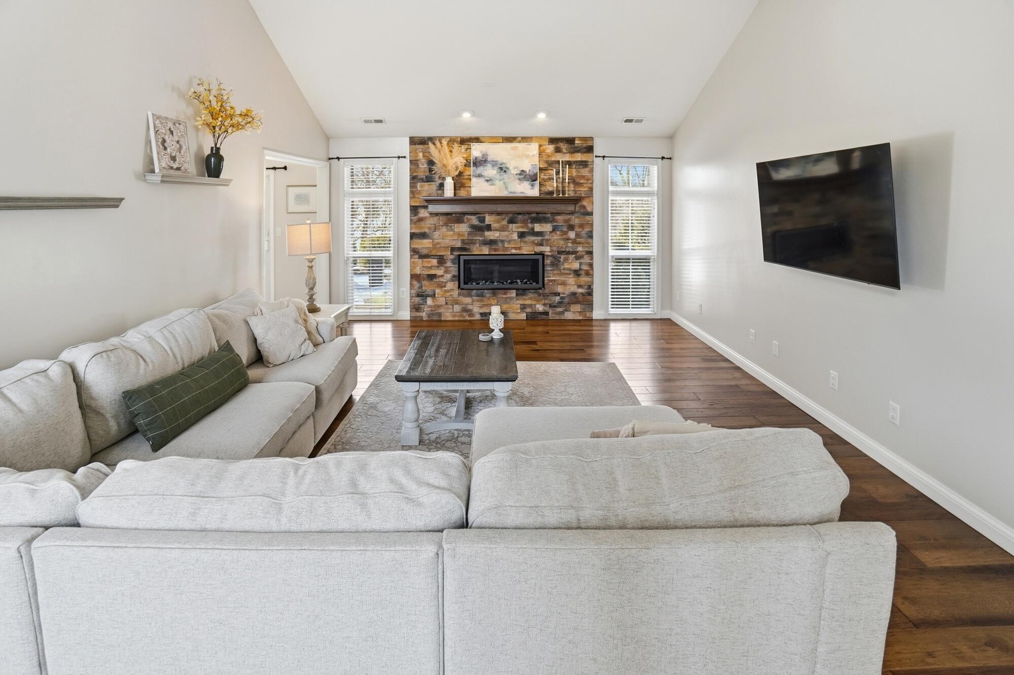 986 Brookwood Drive, Troy, Ohio 45373