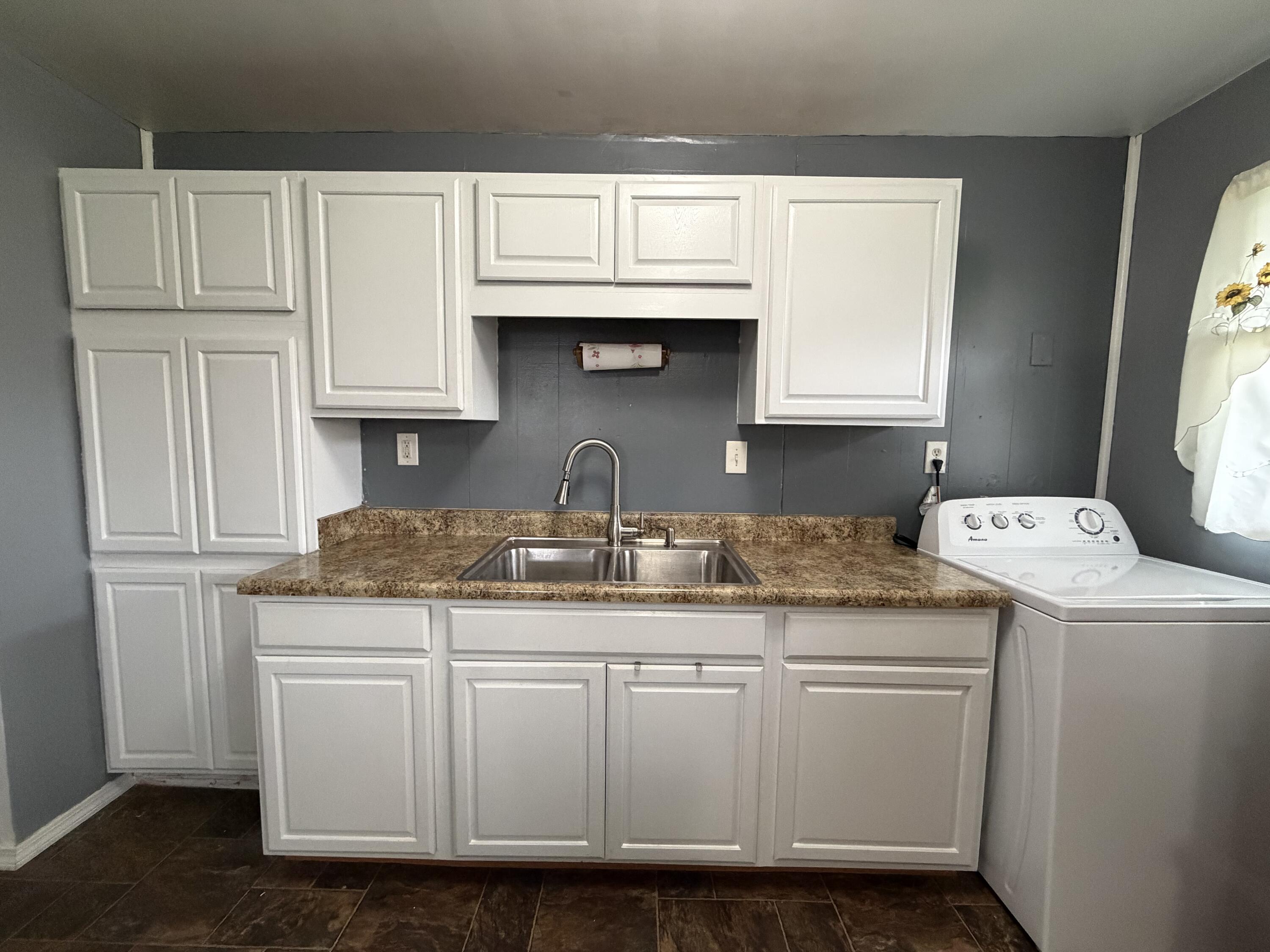 4802 Willowbrook Drive, Springfield, Ohio 45503