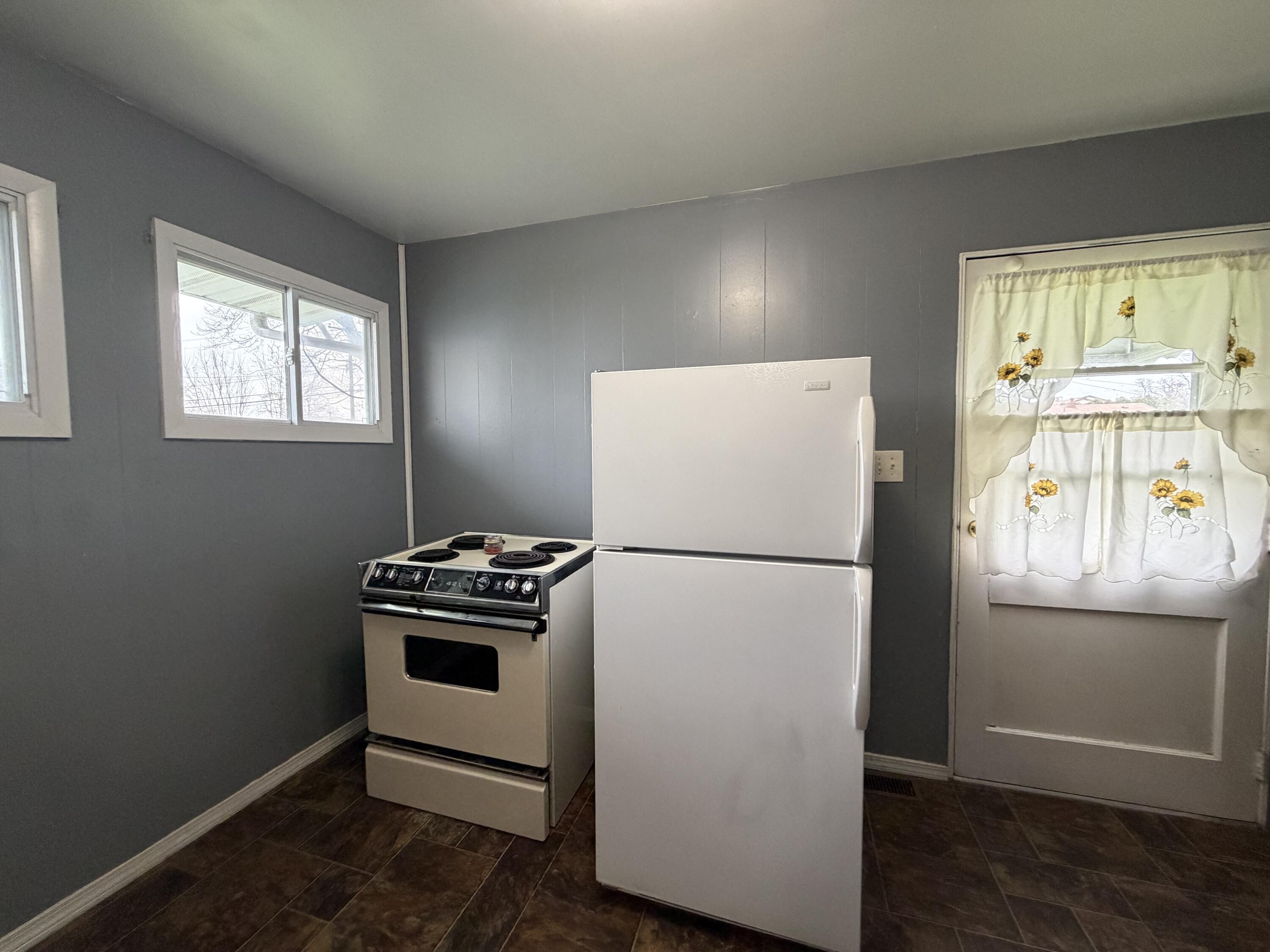 4802 Willowbrook Drive, Springfield, Ohio 45503