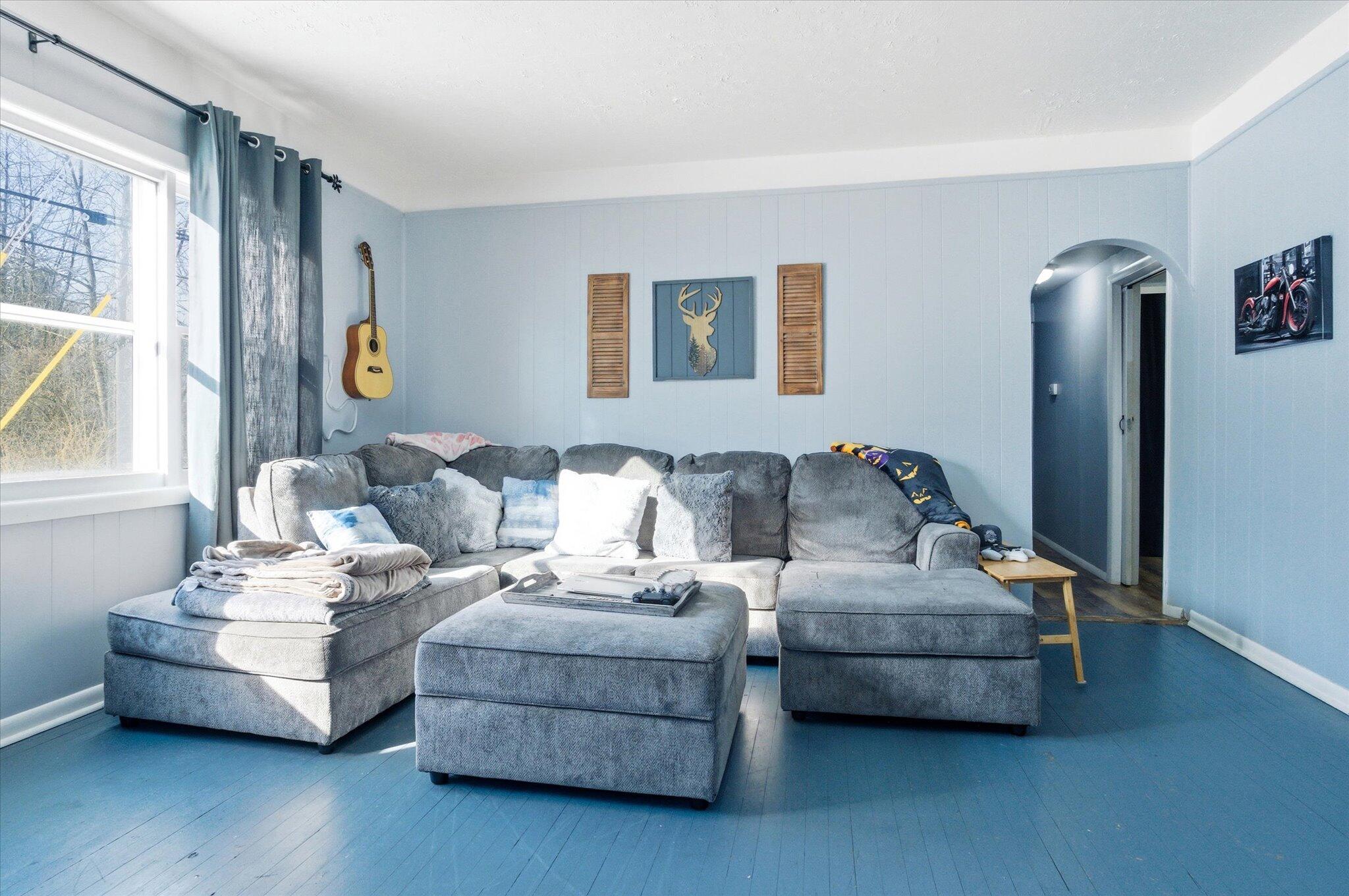 2332 Villa Road, Springfield, Ohio 45503