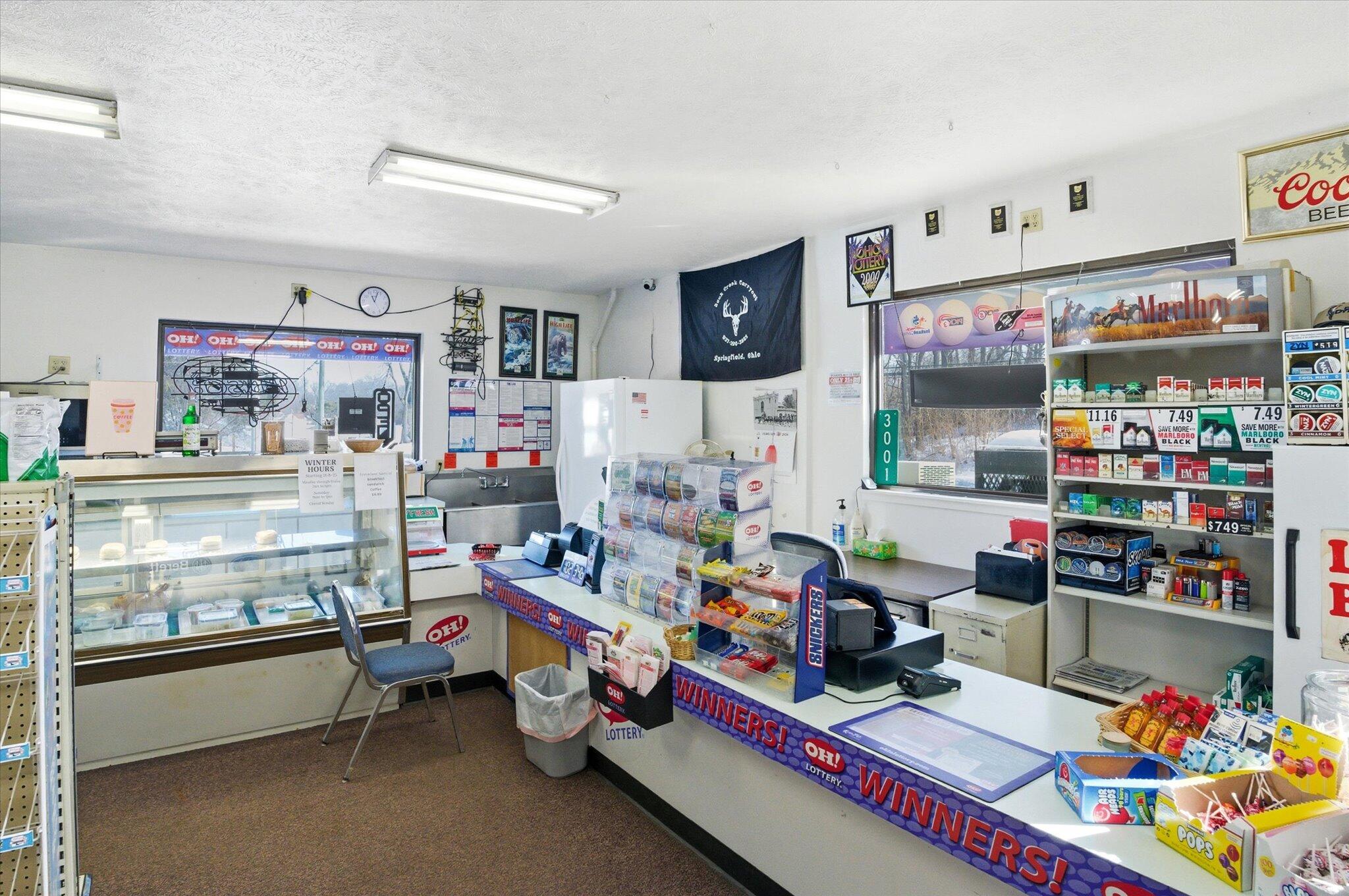 2332 Villa Road, Springfield, Ohio 45503