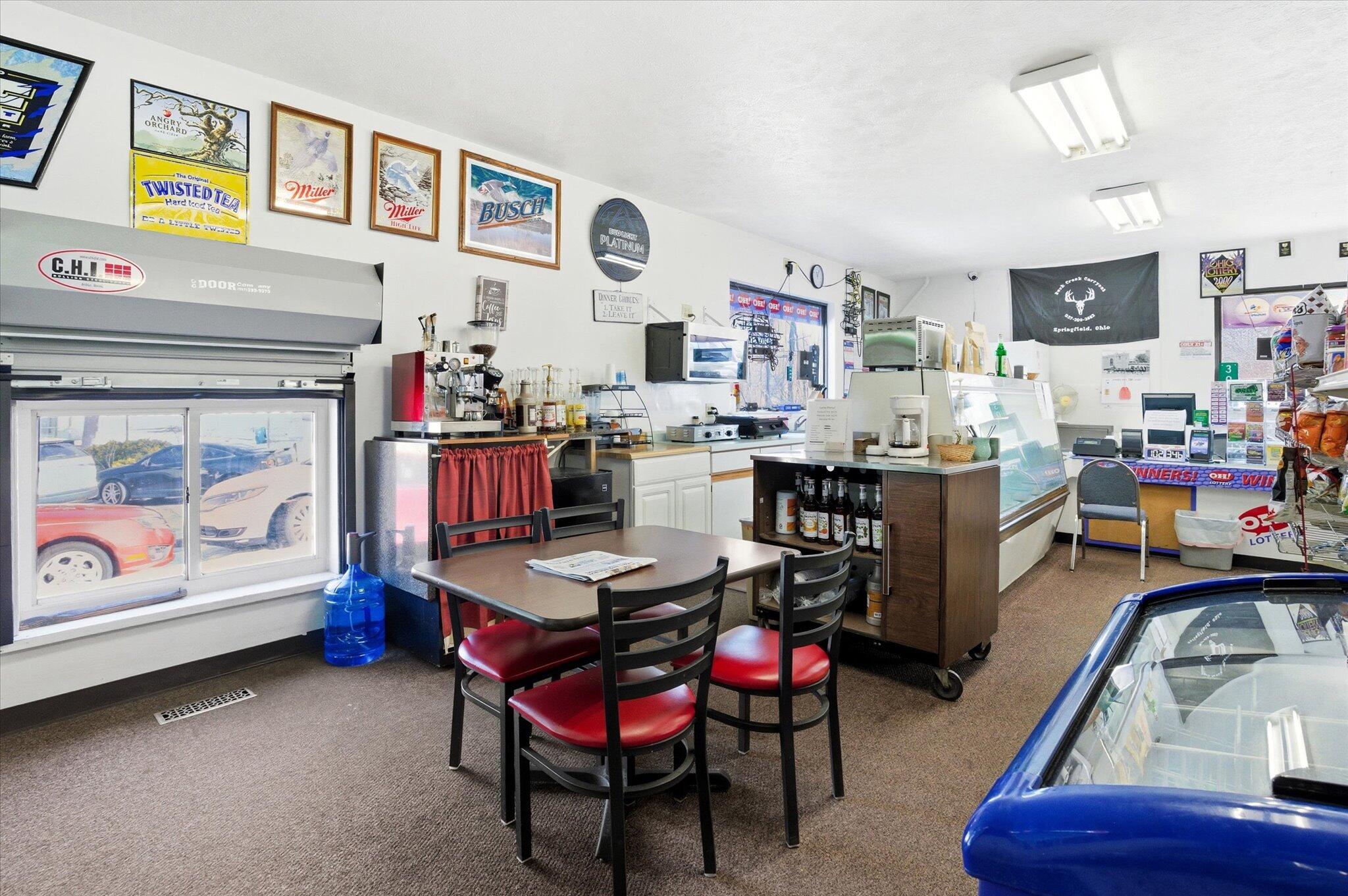 2332 Villa Road, Springfield, Ohio 45503