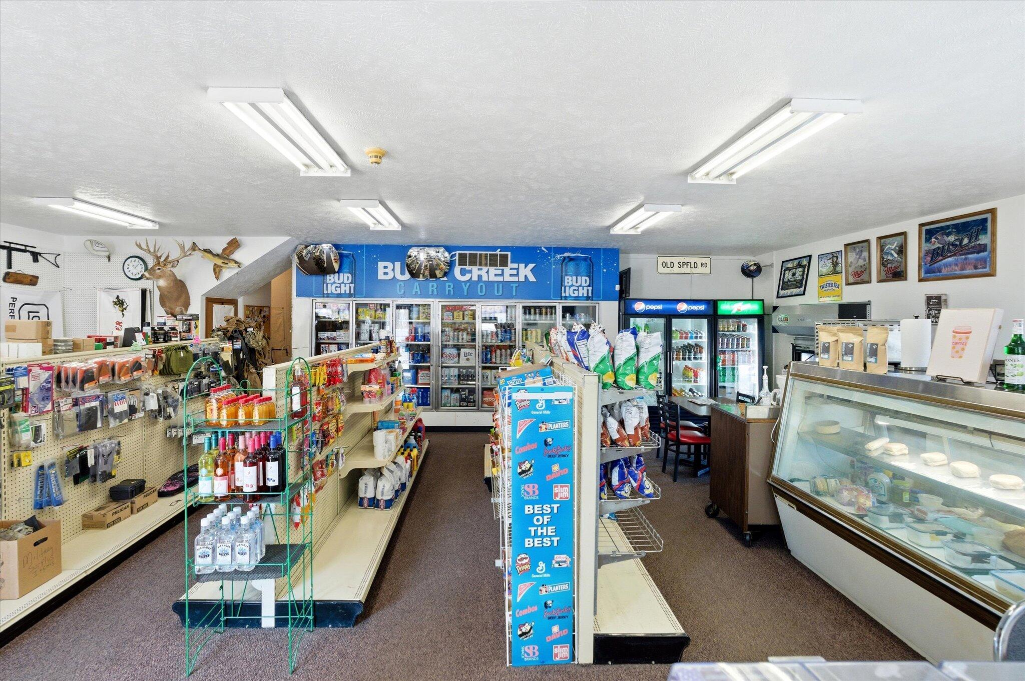 2332 Villa Road, Springfield, Ohio 45503