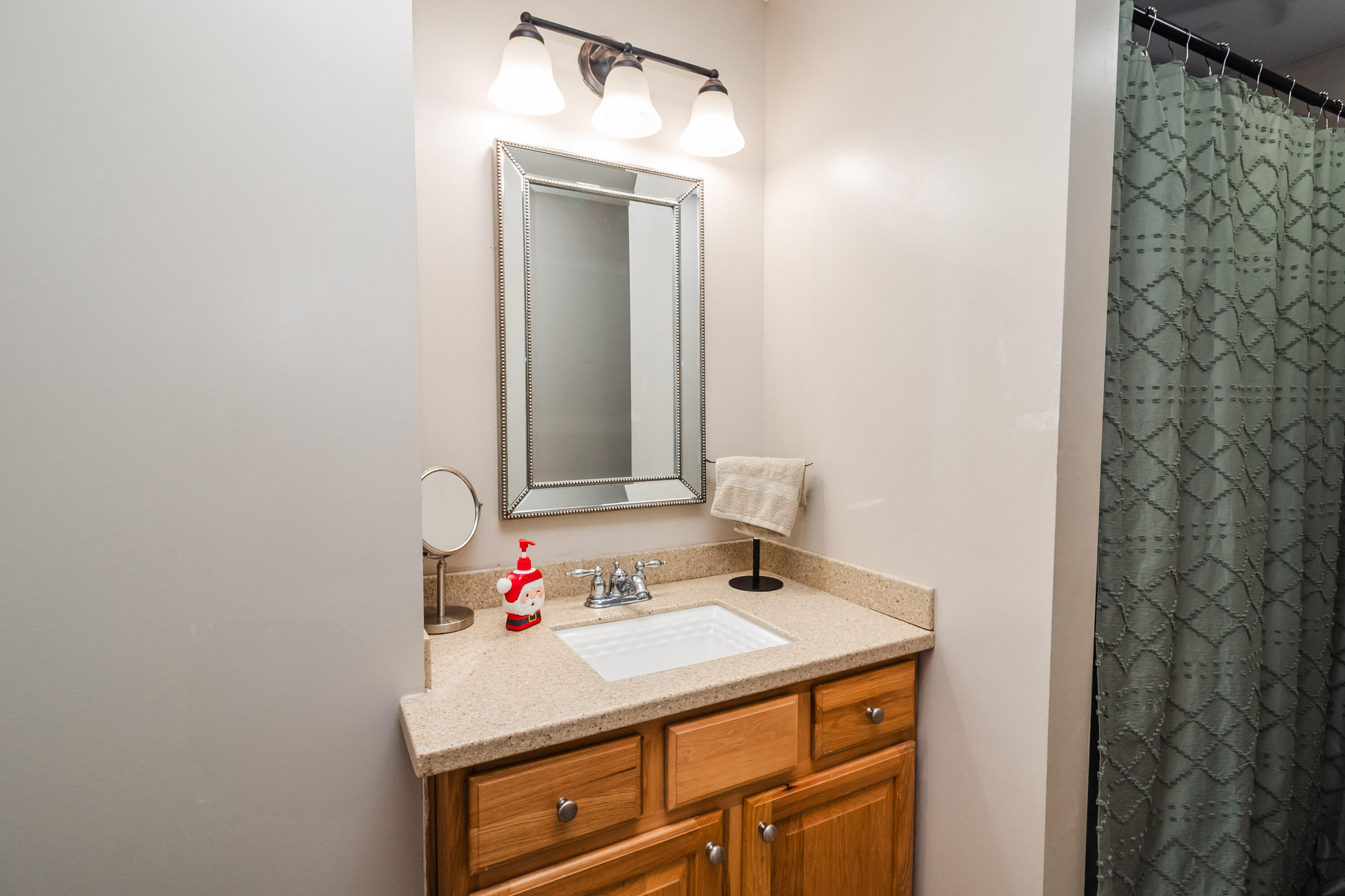 149 Oak Street, London, Ohio 43140