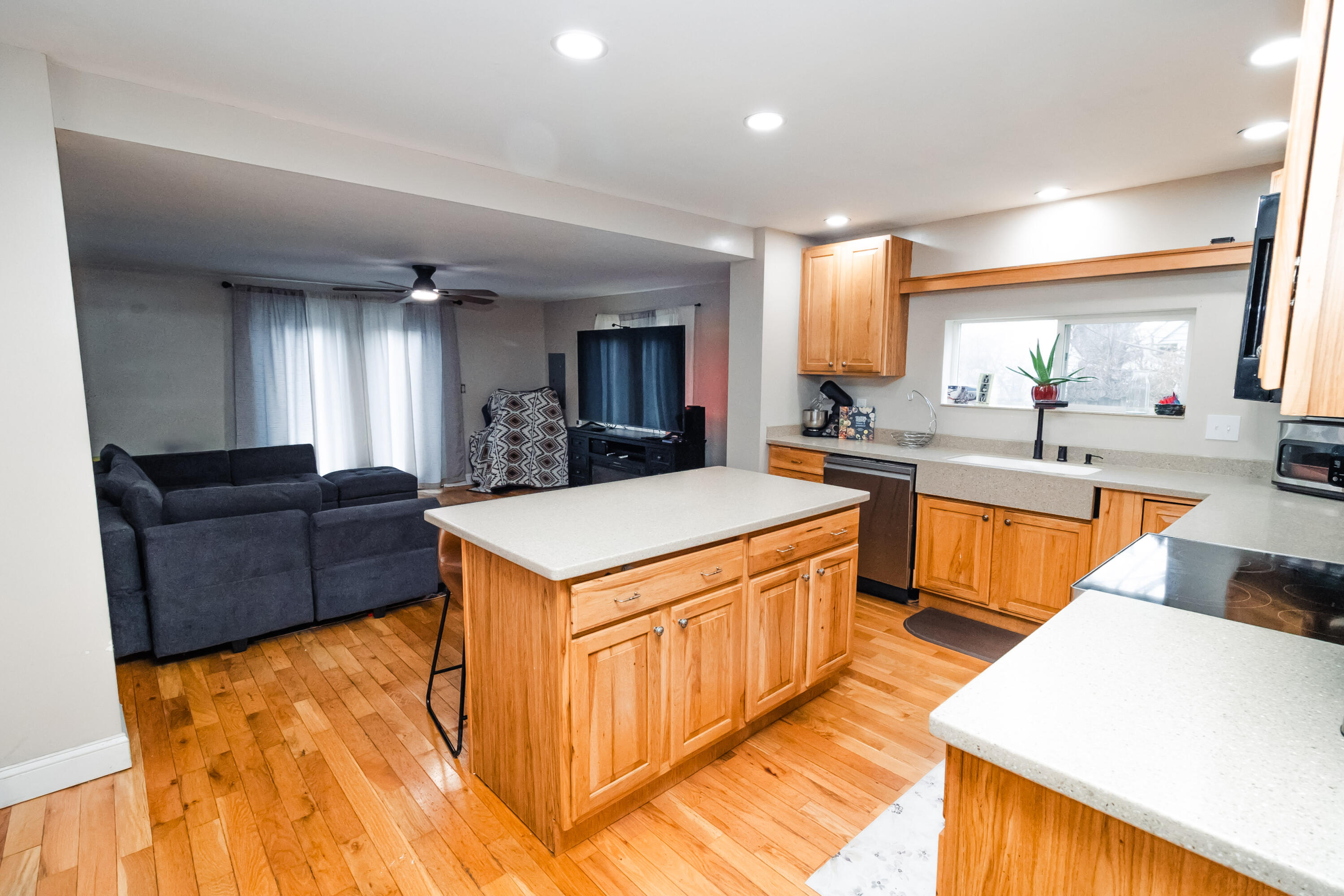 149 Oak Street, London, Ohio 43140