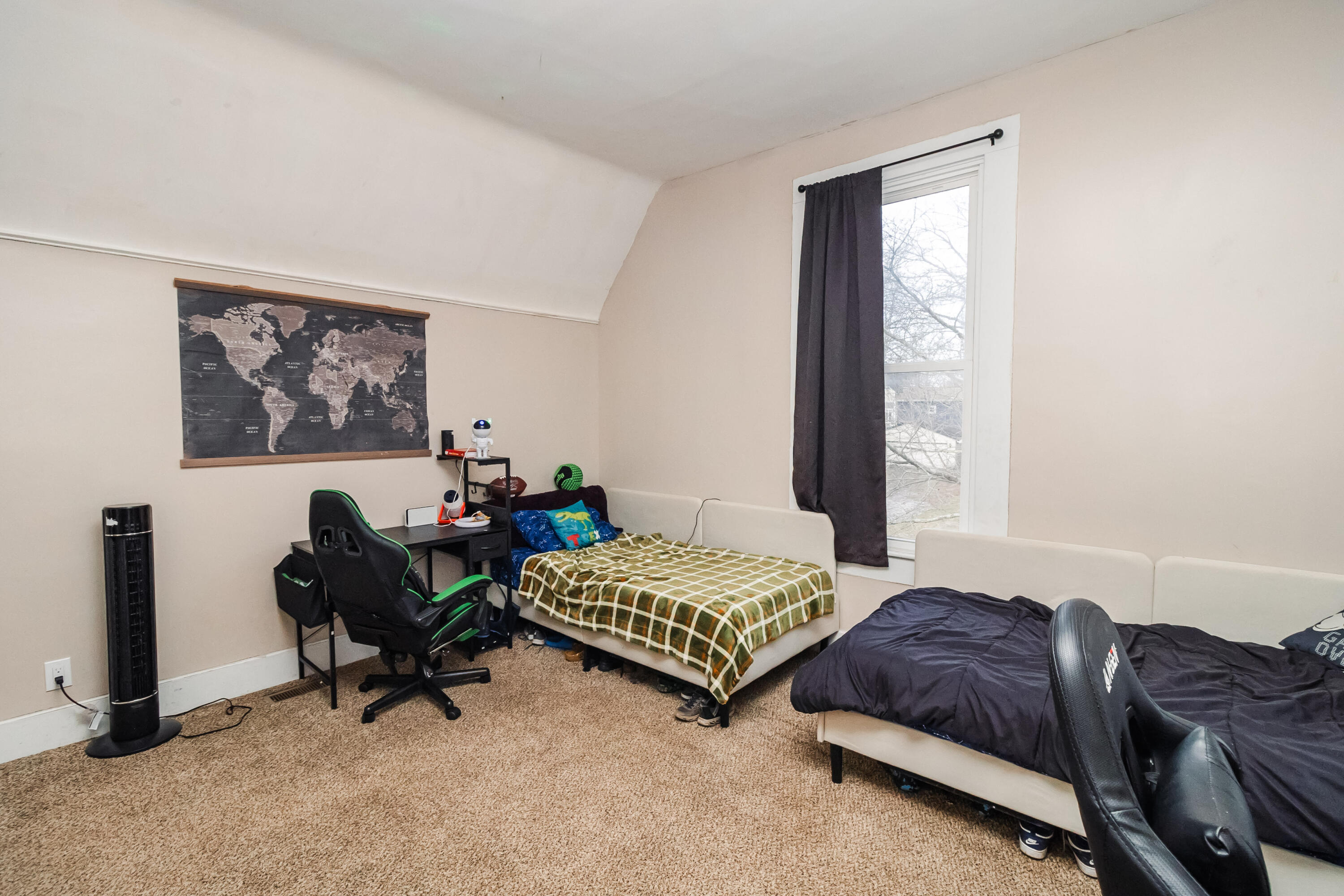 149 Oak Street, London, Ohio 43140