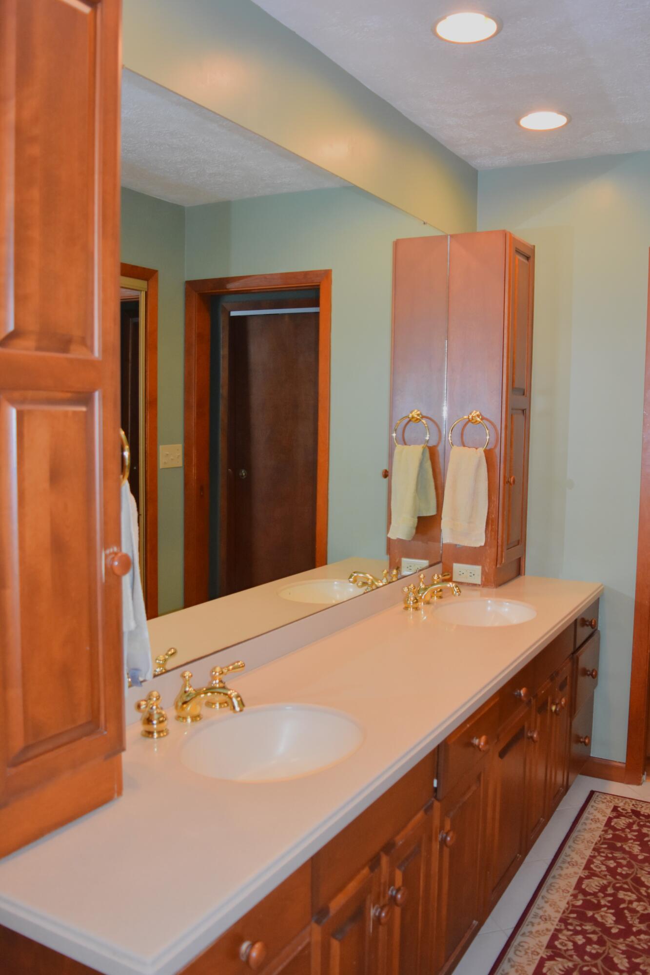 1735 Stockham Drive, Piqua, Ohio 45356