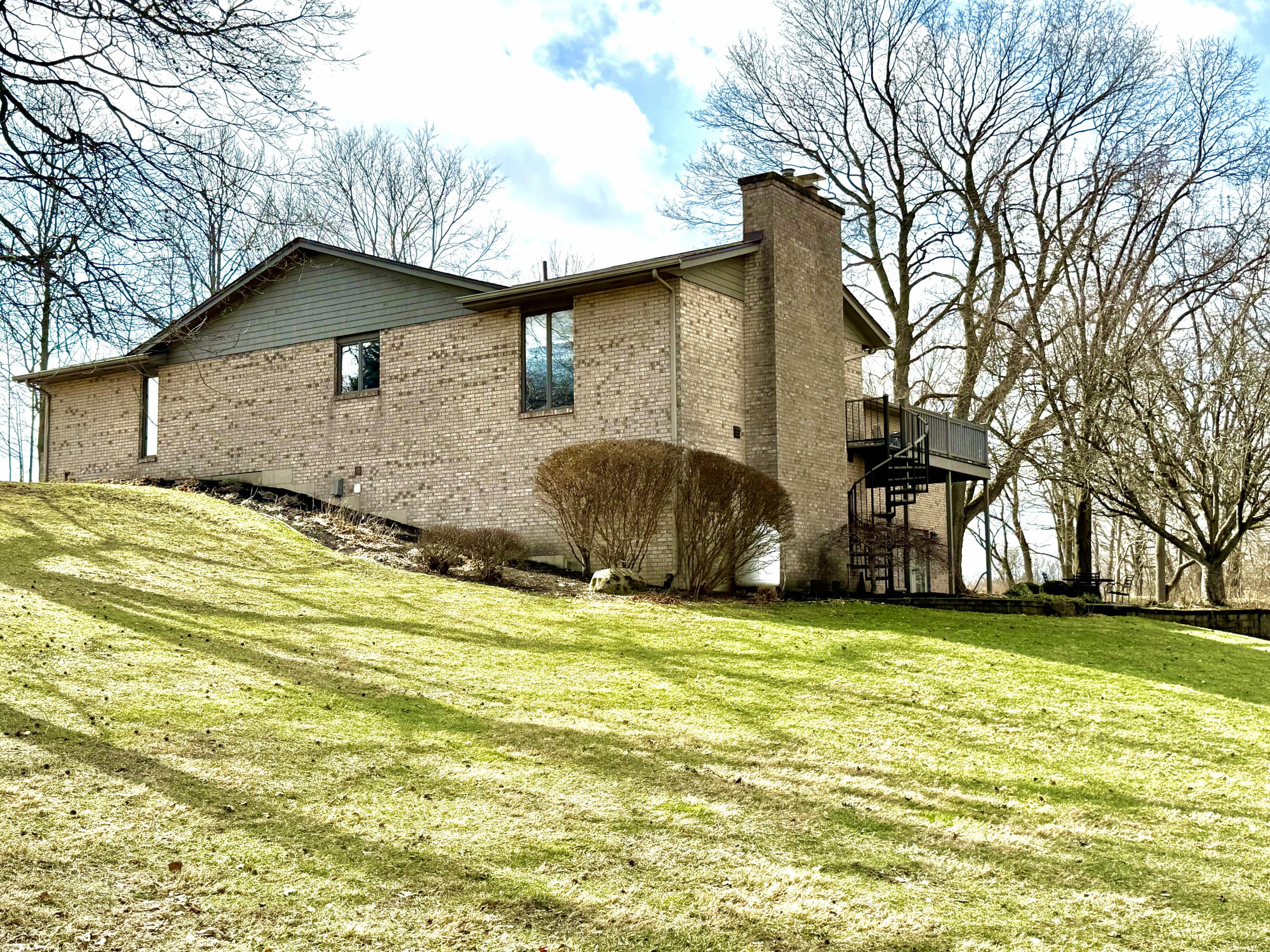 1735 Stockham Drive, Piqua, Ohio 45356