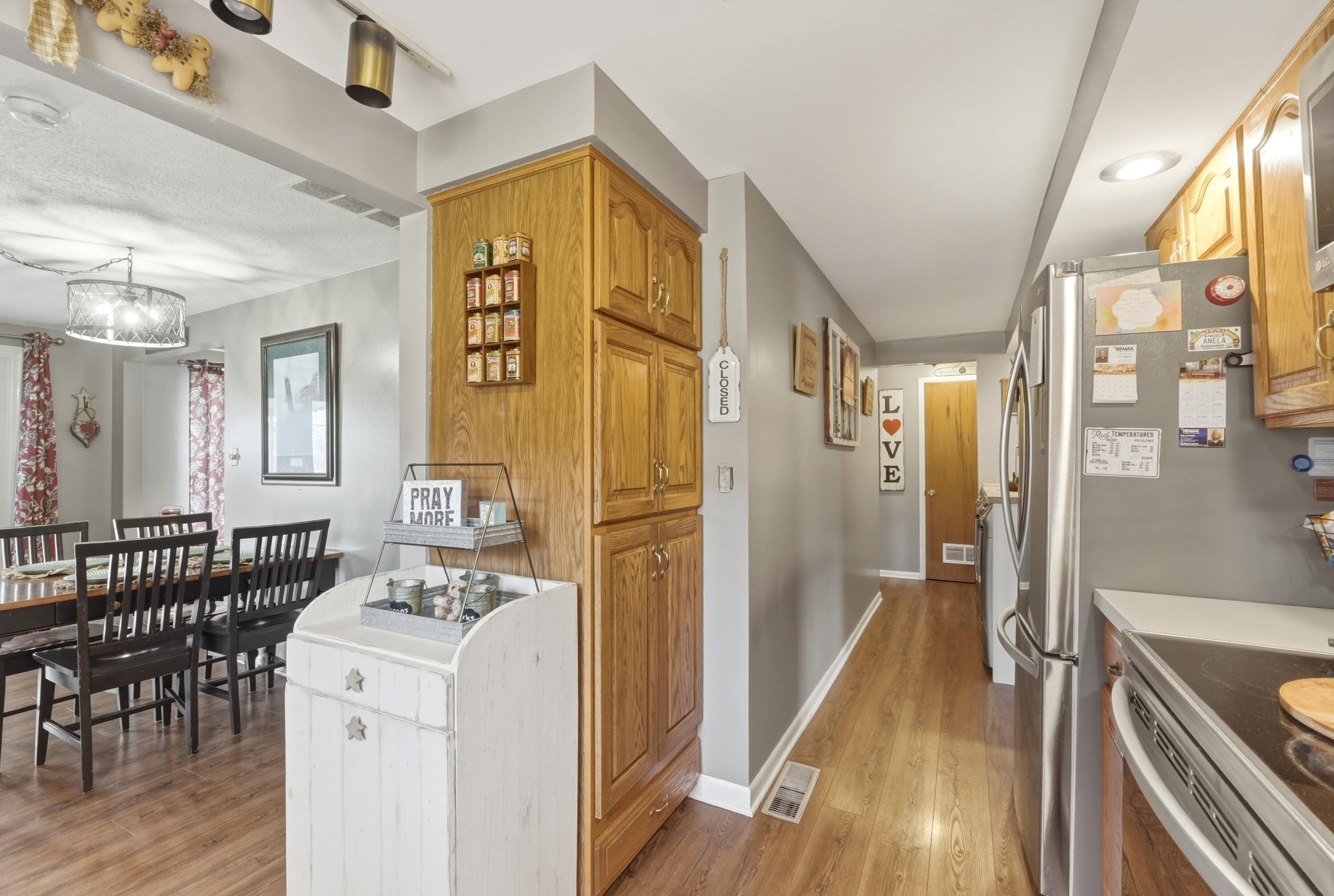 1408 Mapleridge Drive, Fairborn, Ohio 45324