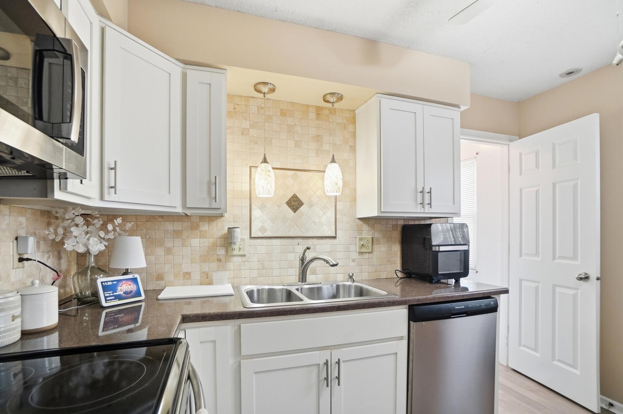 821 Poppy Drive, Wapakoneta, Ohio 45895