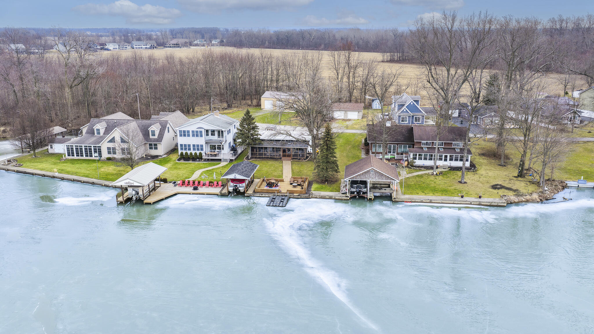 9833 Lake Breeze Drive, Belle Center, Ohio 43310