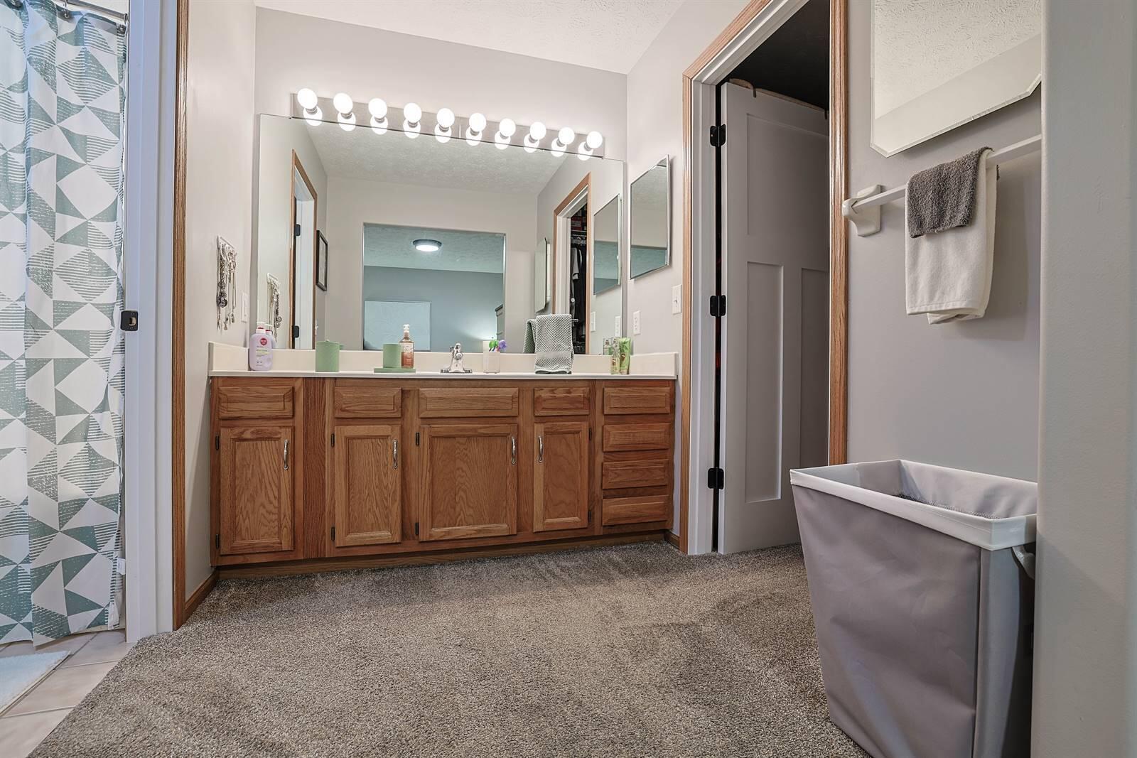 6745 Oakwood Lane, Huber Heights, Ohio 45424