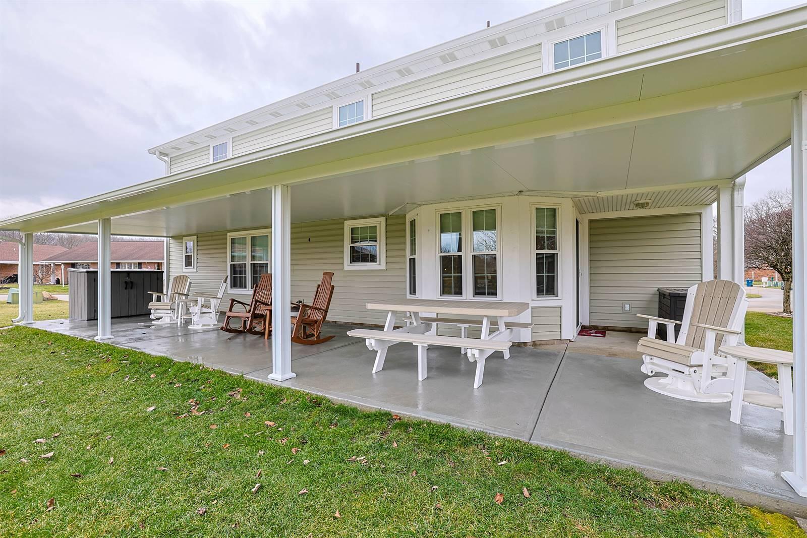 6745 Oakwood Lane, Huber Heights, Ohio 45424